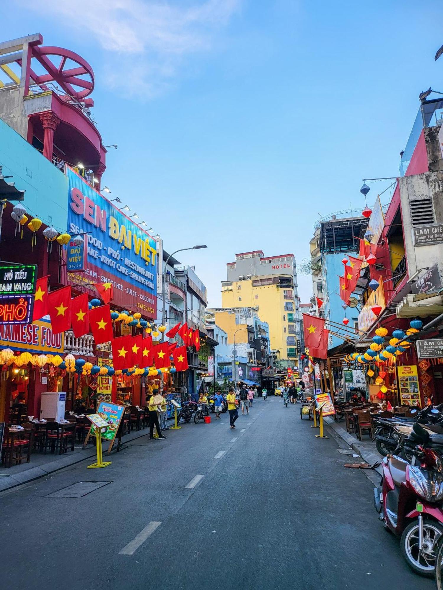 Yhd Bui Vien * Ho Chi Minh City