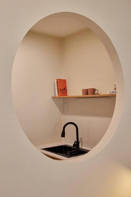 Cozy In Heart Of District1 Apartment