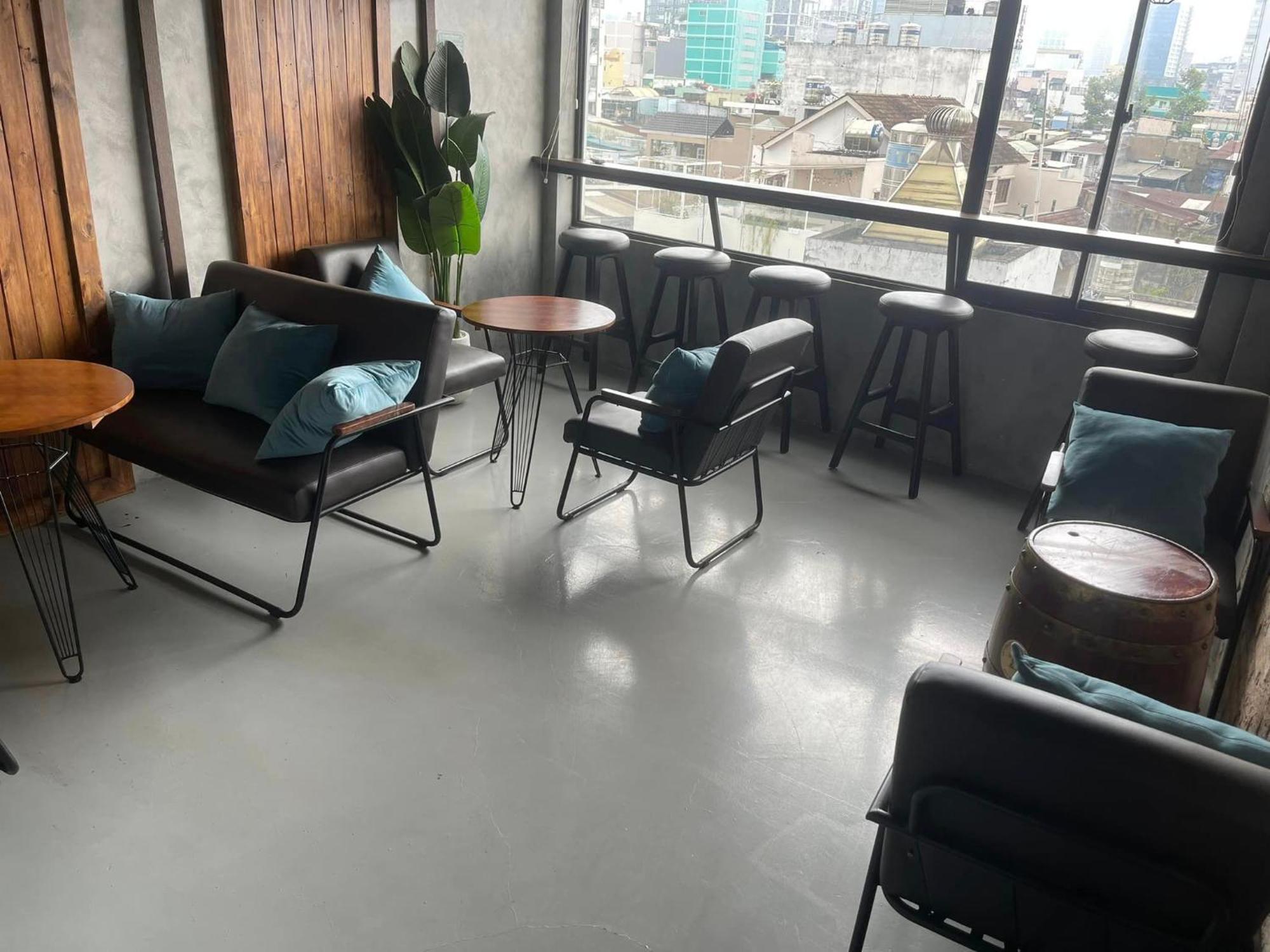 Tago Boutique - Free Airport Pick Up