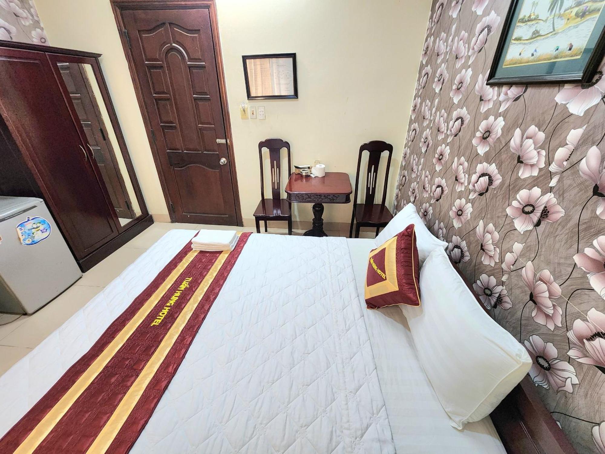 Hotel Tuan Hung Hcm *