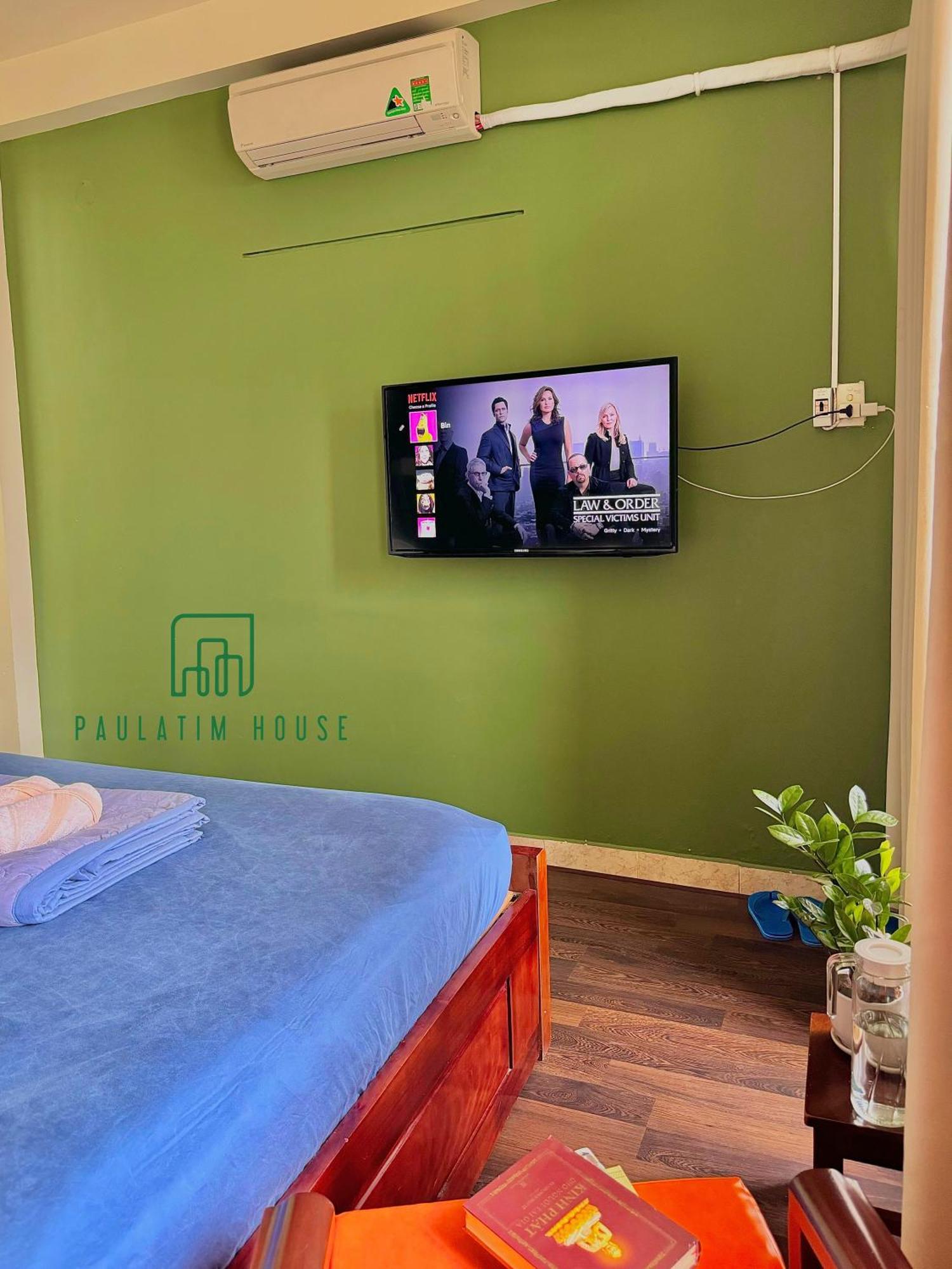 Paulatim House Saigon Guest house