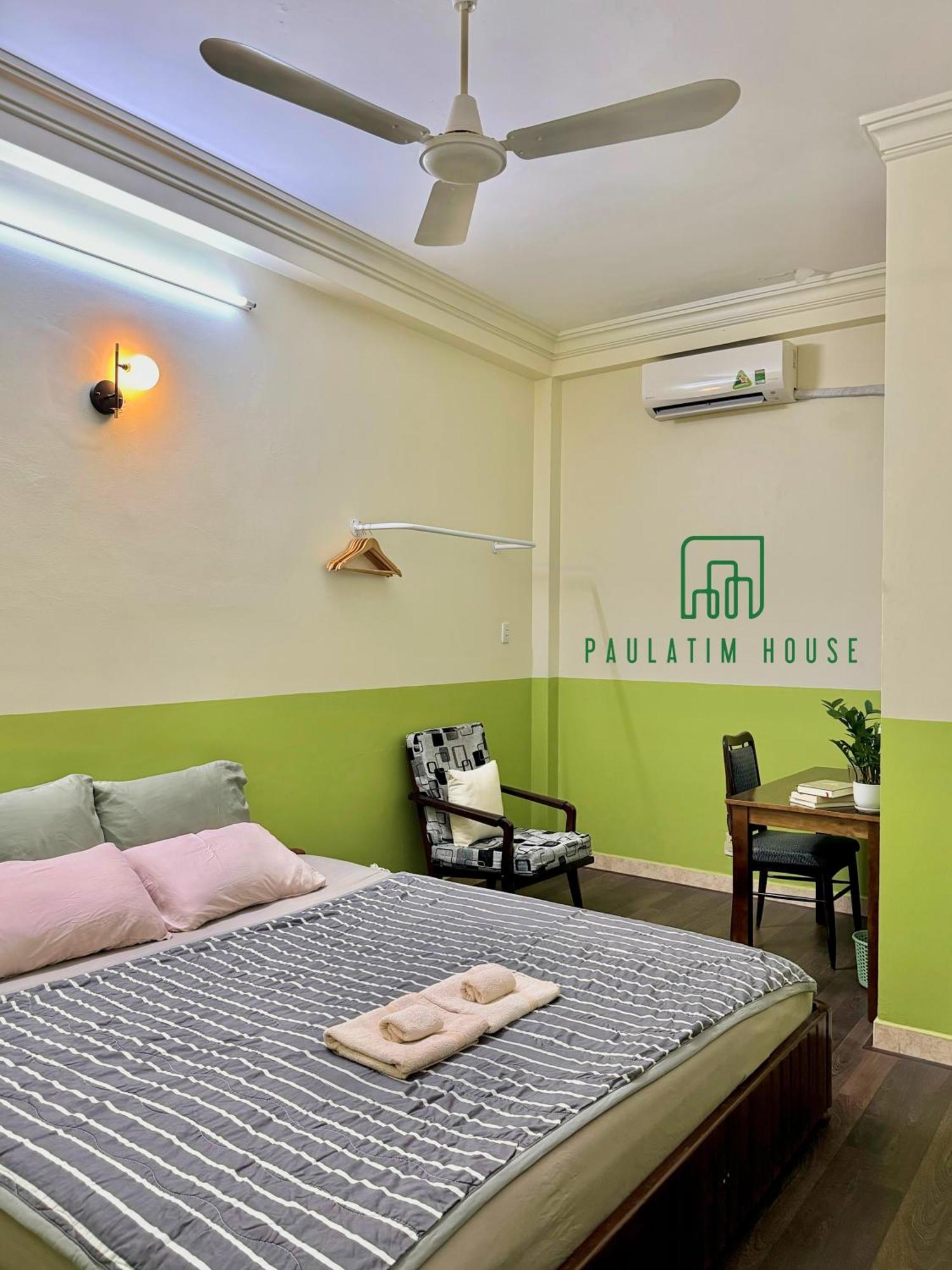 Paulatim House Saigon Guest house