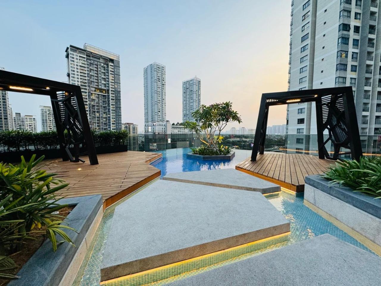 The Lumiere Riverside Luxury *