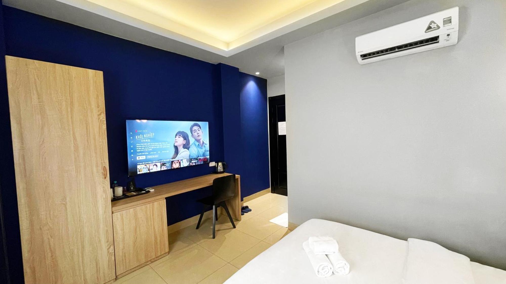 A In Atistar Hotel