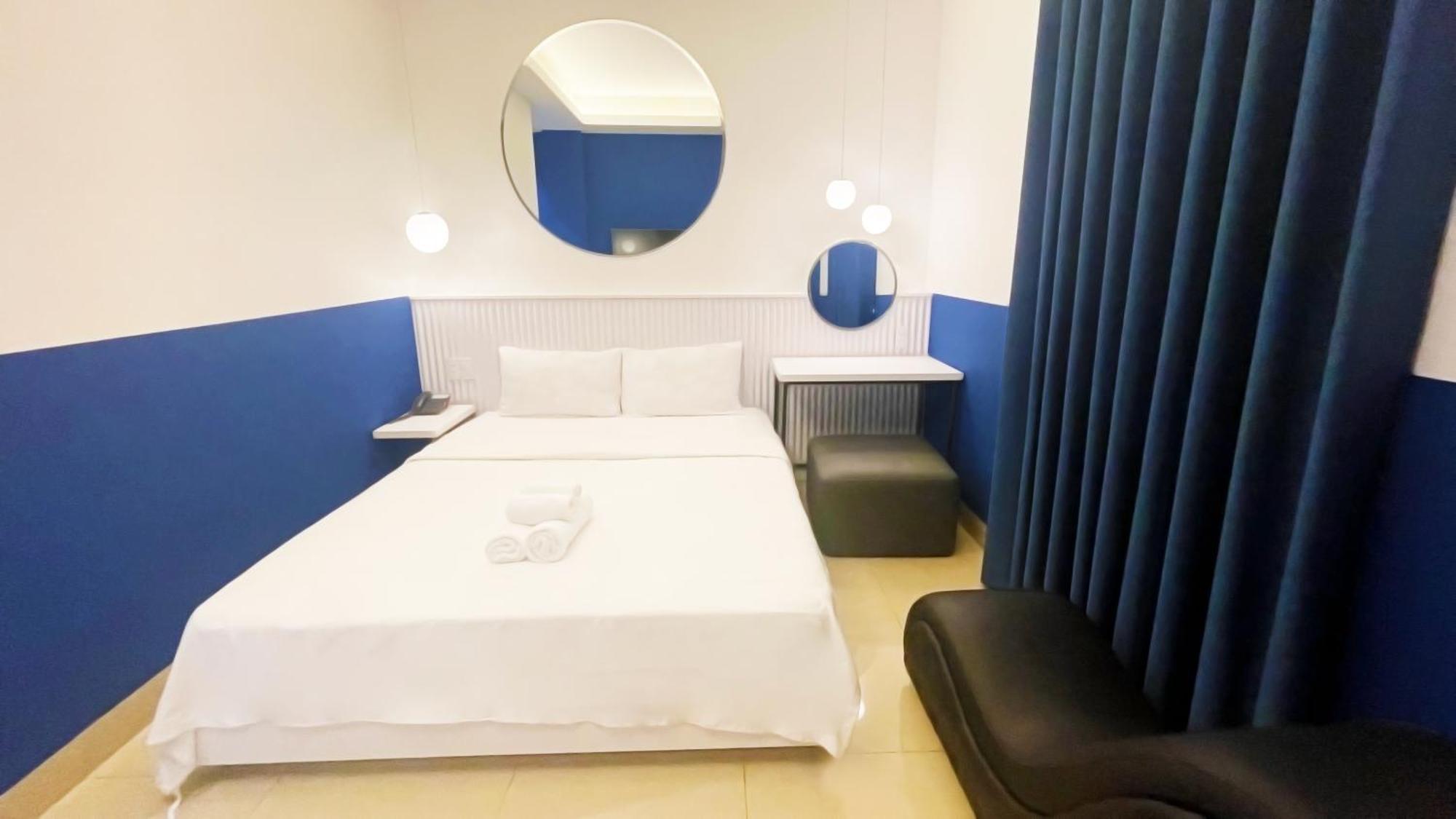 A In Atistar Hotel