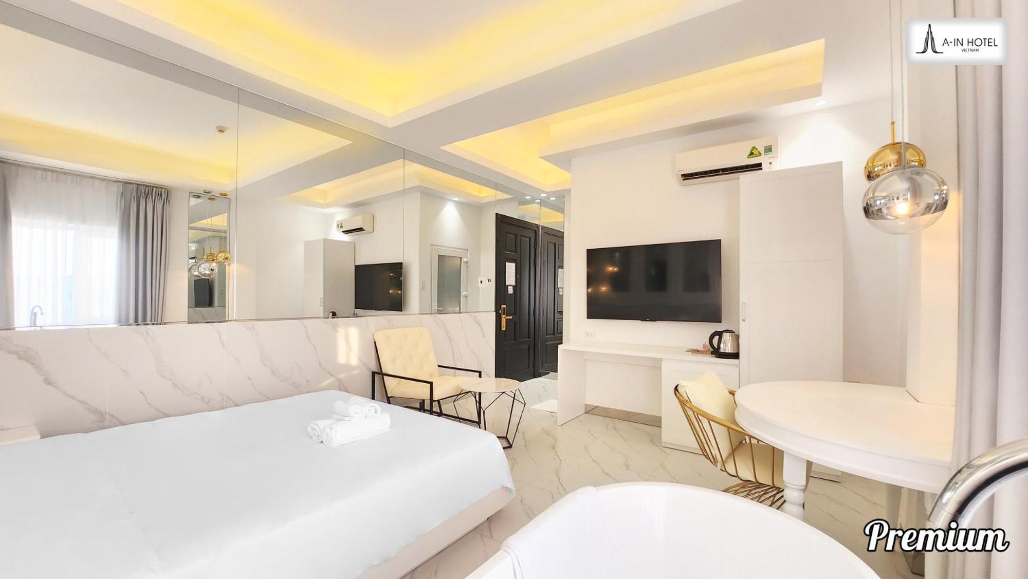 A In Atistar Hotel
