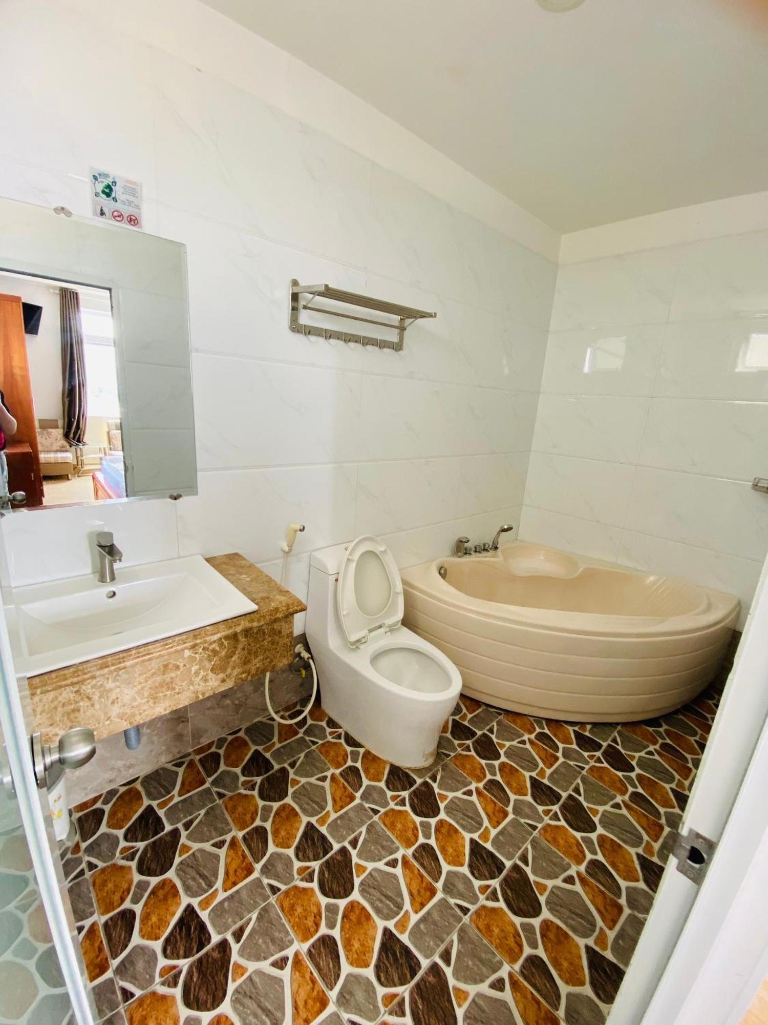 Nhat Hoang Hotel Bandar Ho Chi Minh