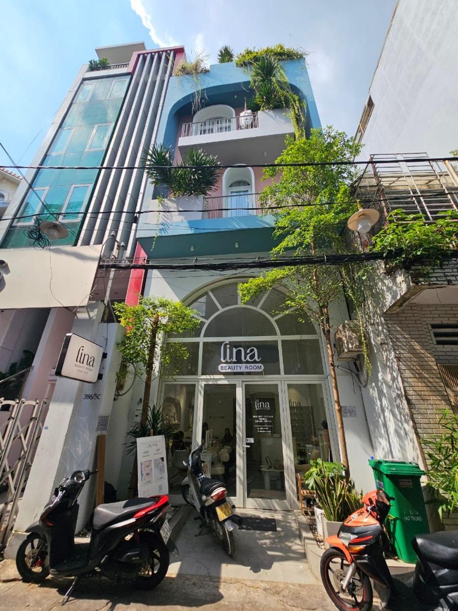 Apartment In Here Hcmc, Vietnam *
