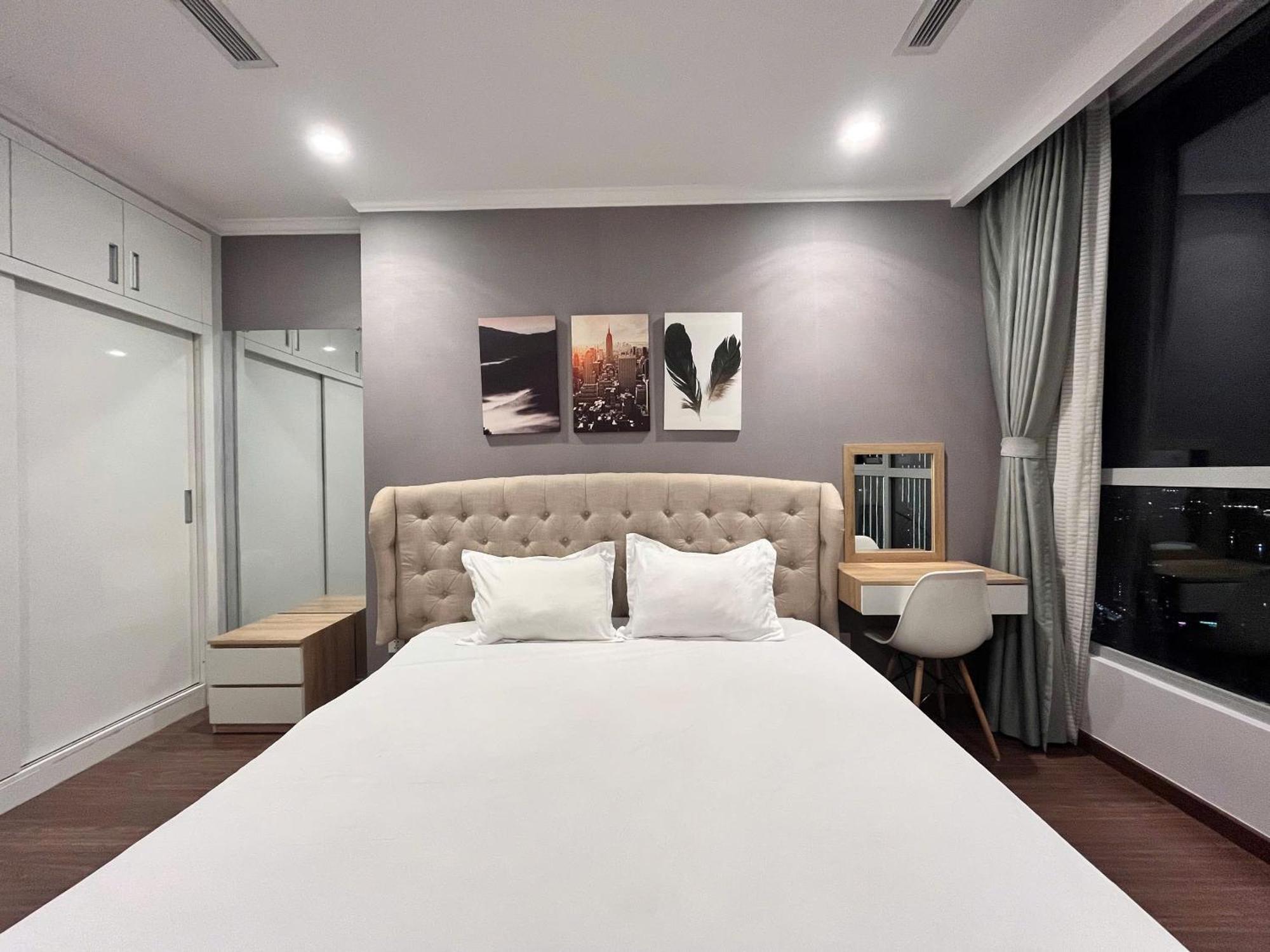 Vinhomes Park-serviced Apartment-10stars-modern Ho Chi Minh City