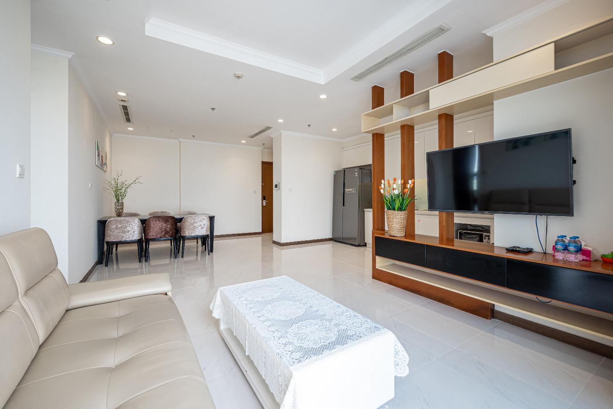 Vinhomes Park Apartment- Landmark Luxury