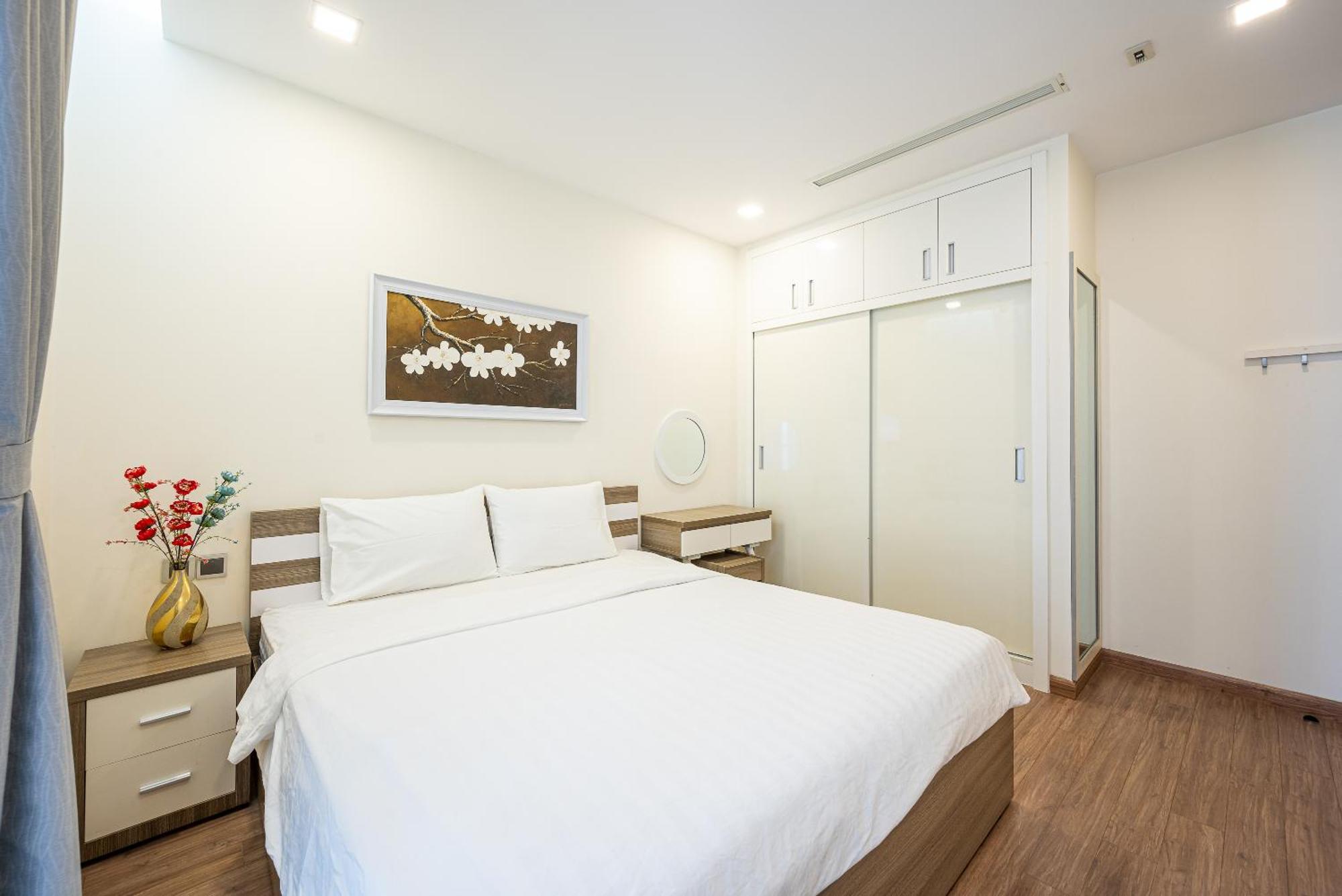 Vinhomes Park Apartment- Landmark Luxury