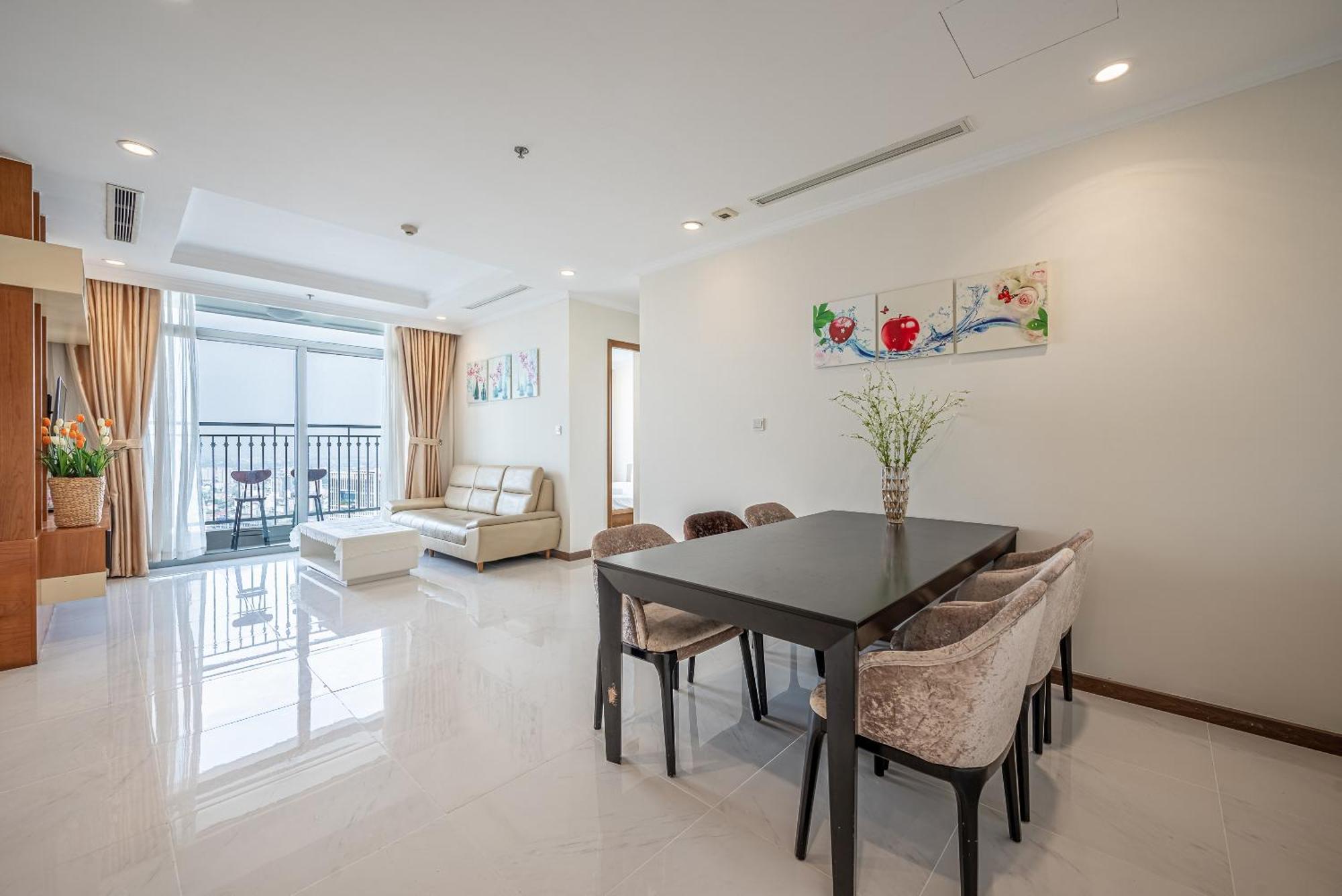 Vinhomes Park Apartment- Landmark Luxury