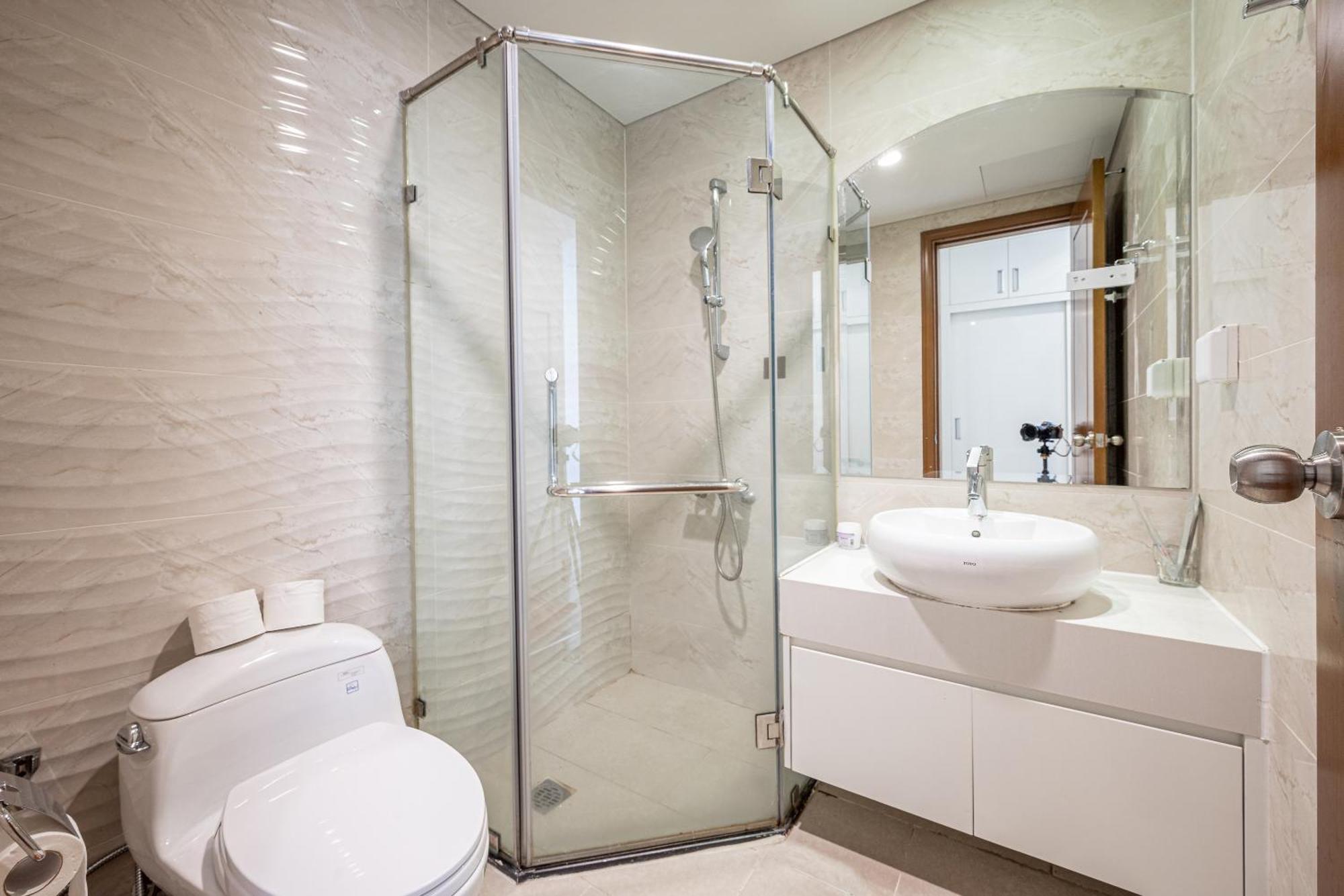Vinhomes Park Apartment- Landmark Luxury * Ho Chi Minh City