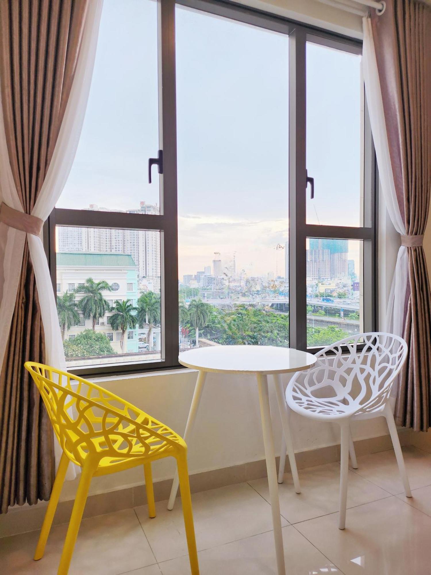View, 1km To Center, Br & Sofa Bed, Free Gym Apartment