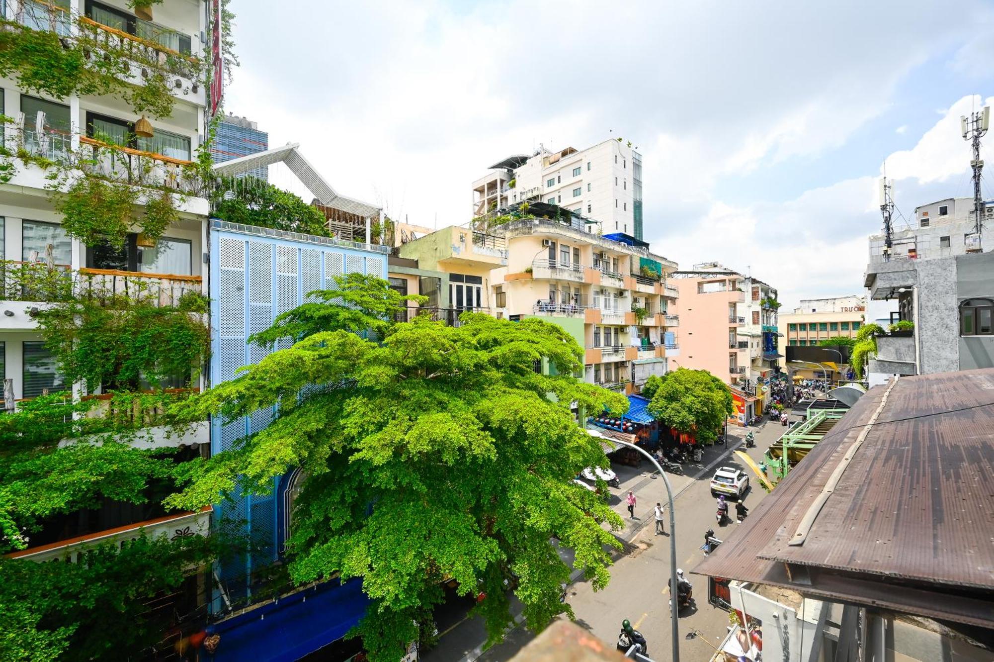 Huyen Ho Chi Minh City