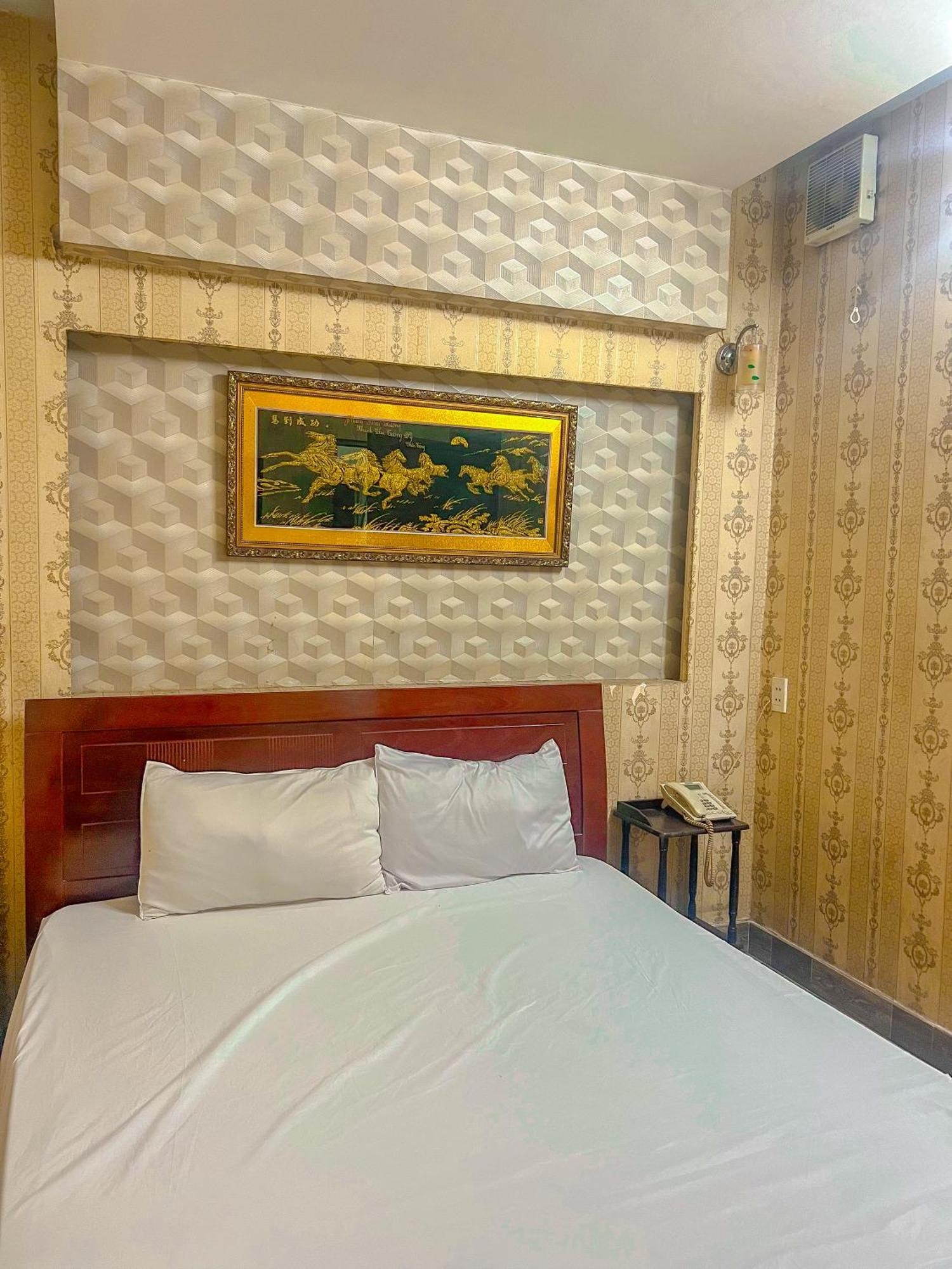 Hotel Khach San Ngoc Ha 747 *