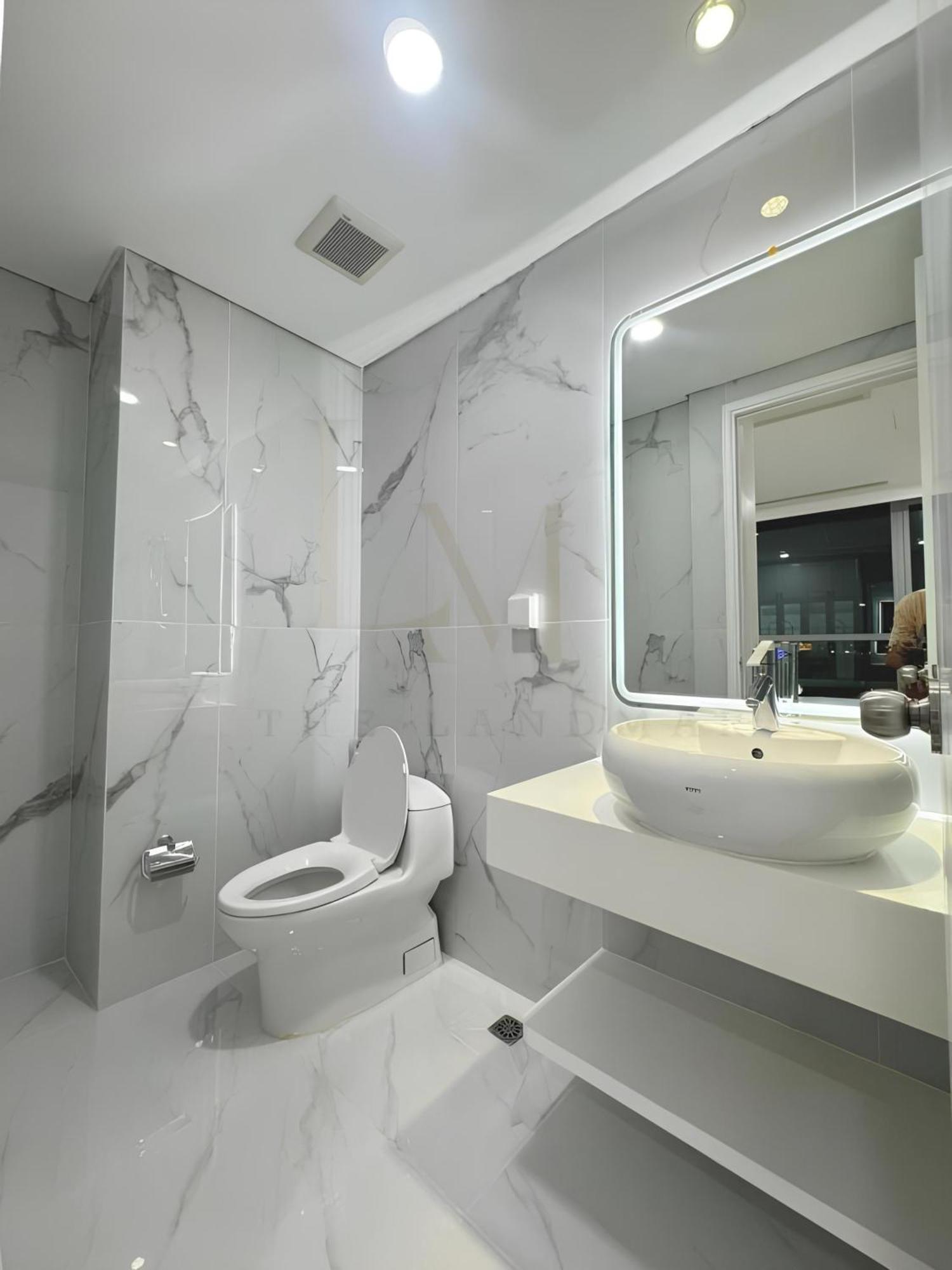 Hotel Saigon Landmark Riverside 4*