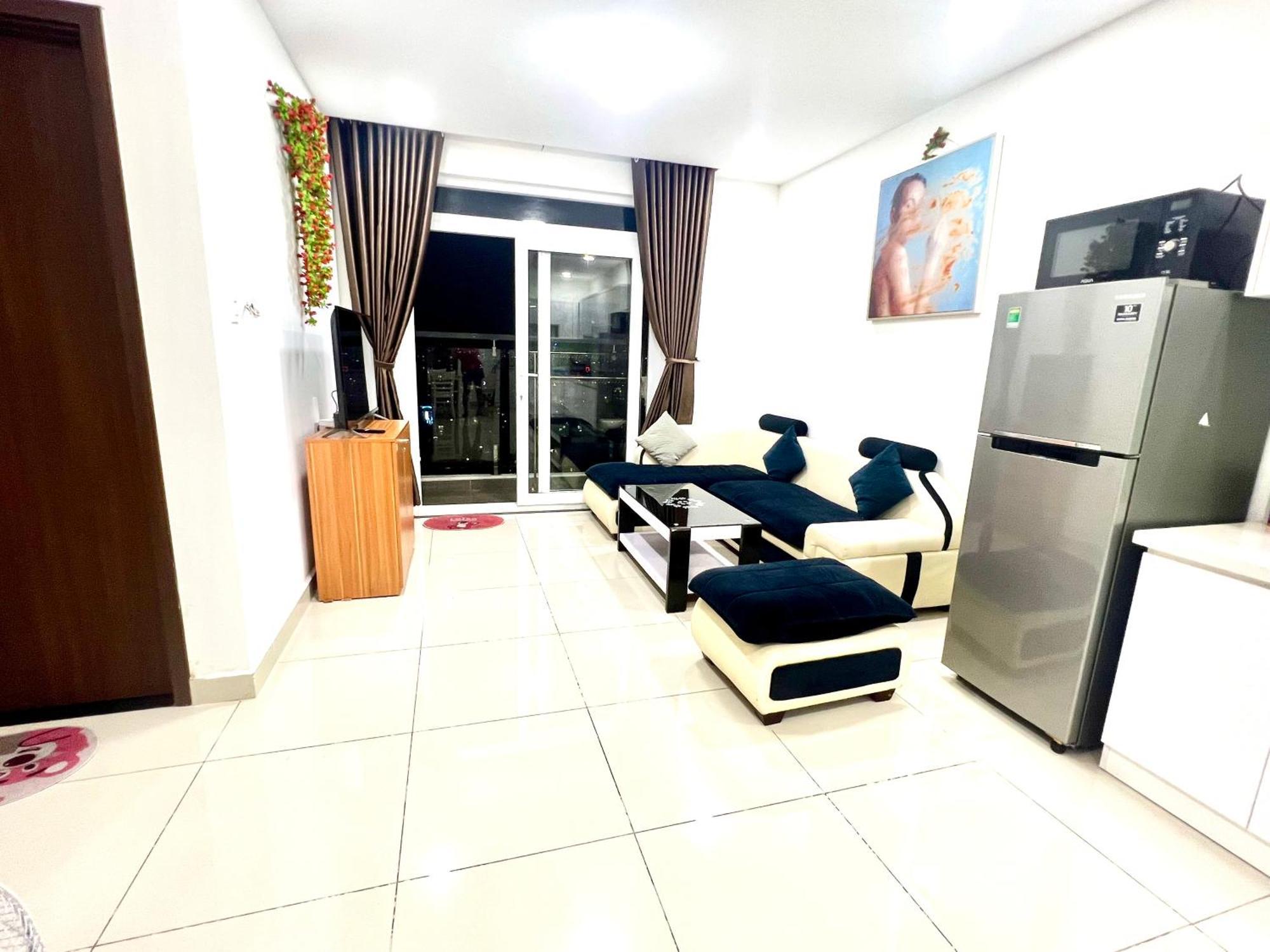 The Western Capital 3 Bedrooms Apartment *