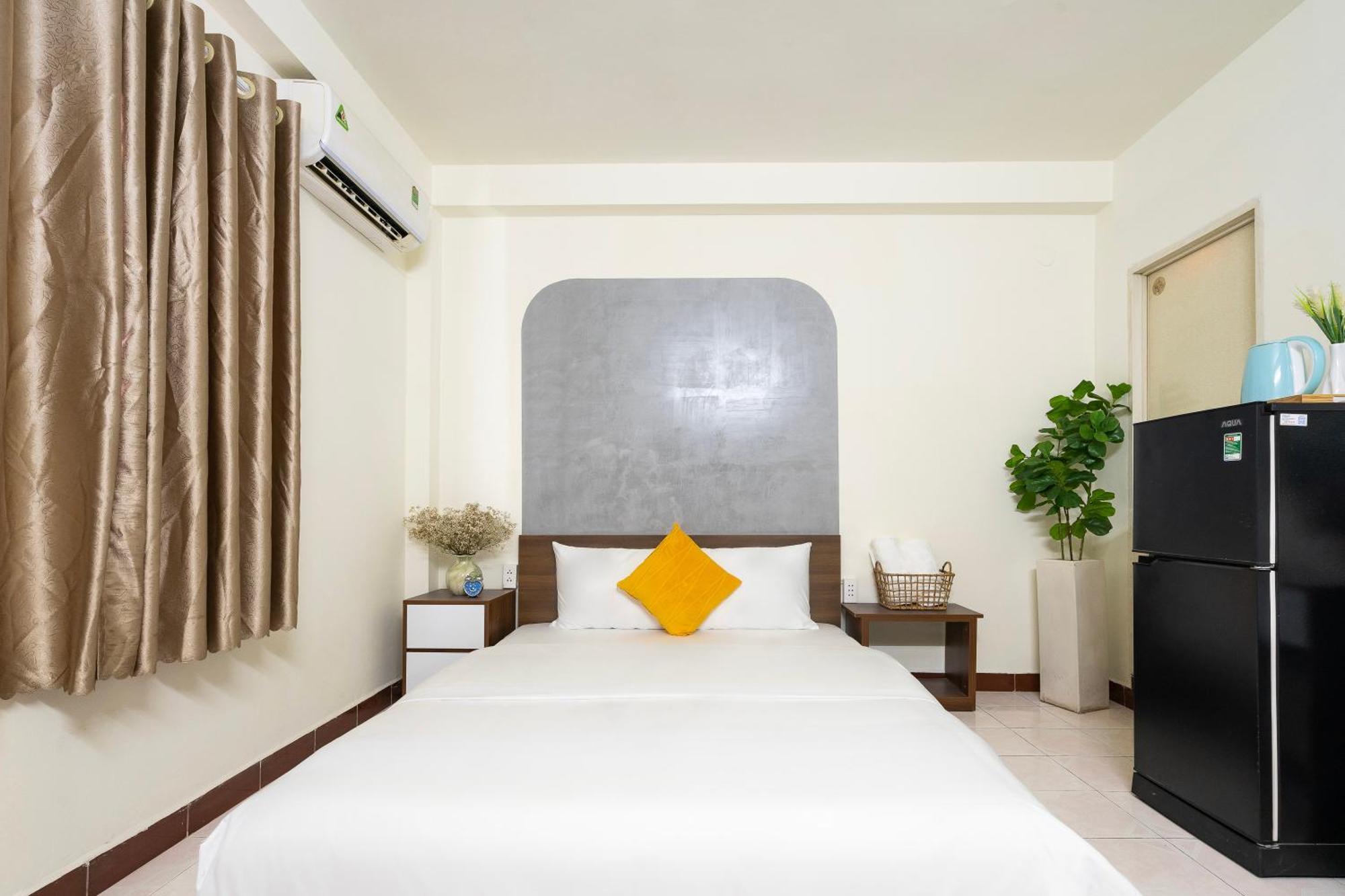 Phan 2* Ho Chi Minh City