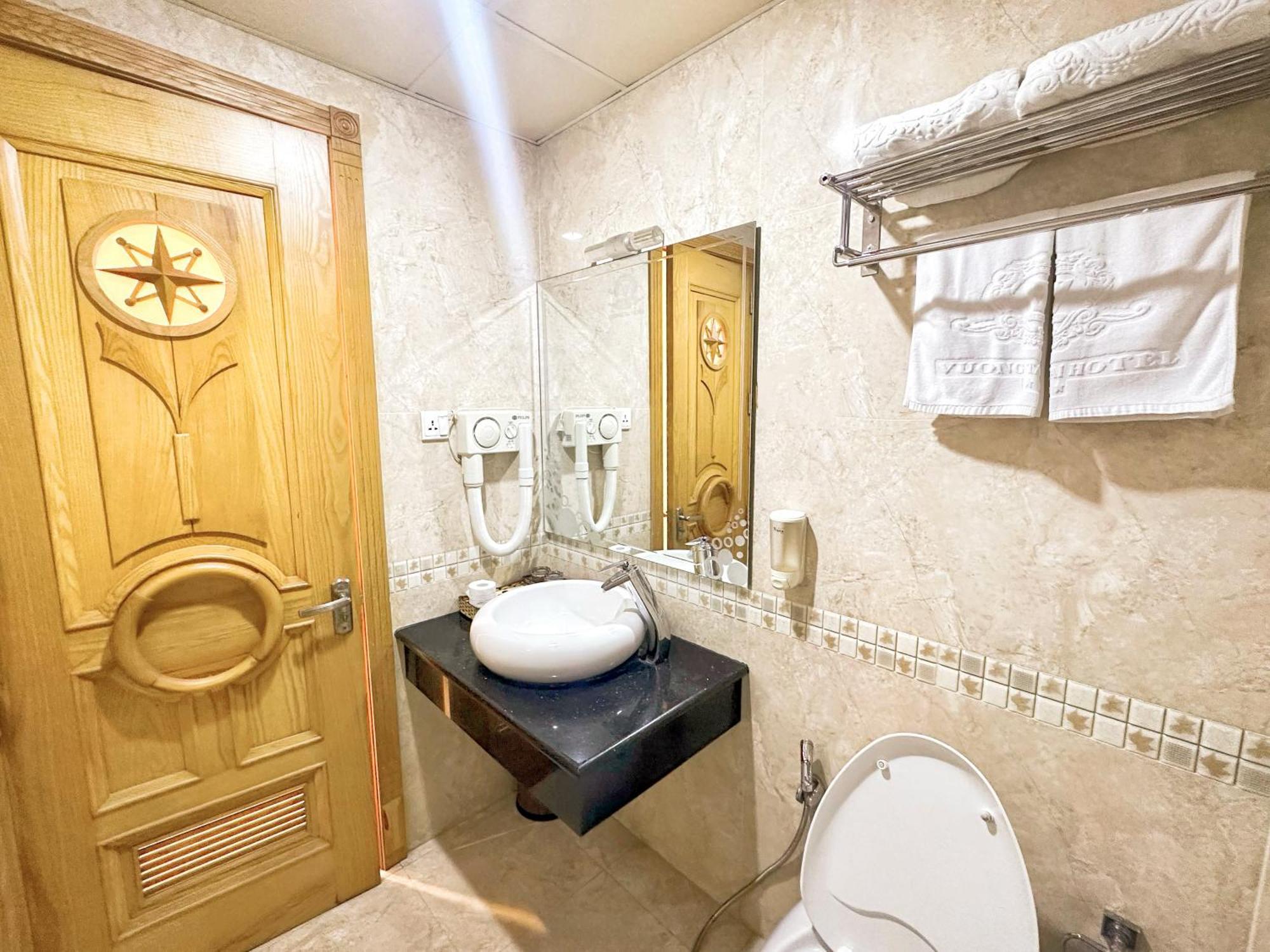 Vuong Tai Hotel 2*