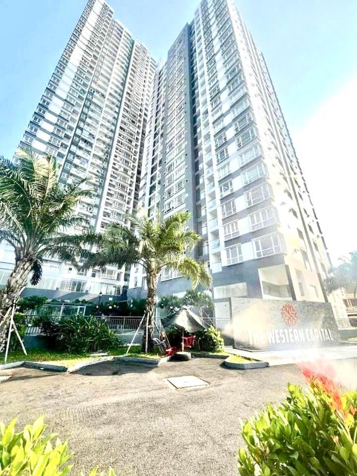 Apartment The Western Capital 3 Bedrooms Ho Chi Minh City