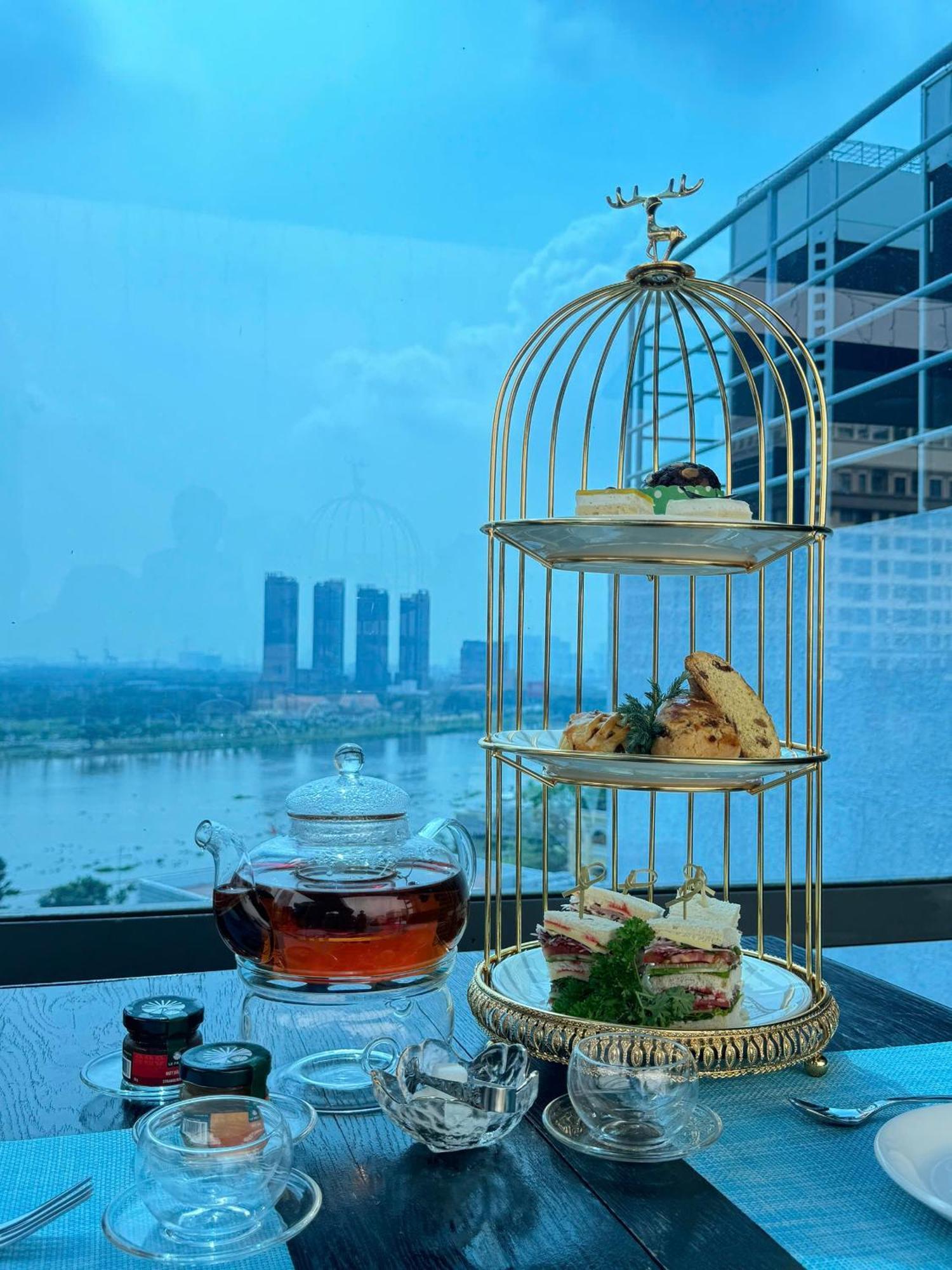 Hotel Ramada Encore By Wyndham Saigon D1 - Formerly M Boutique Saigon