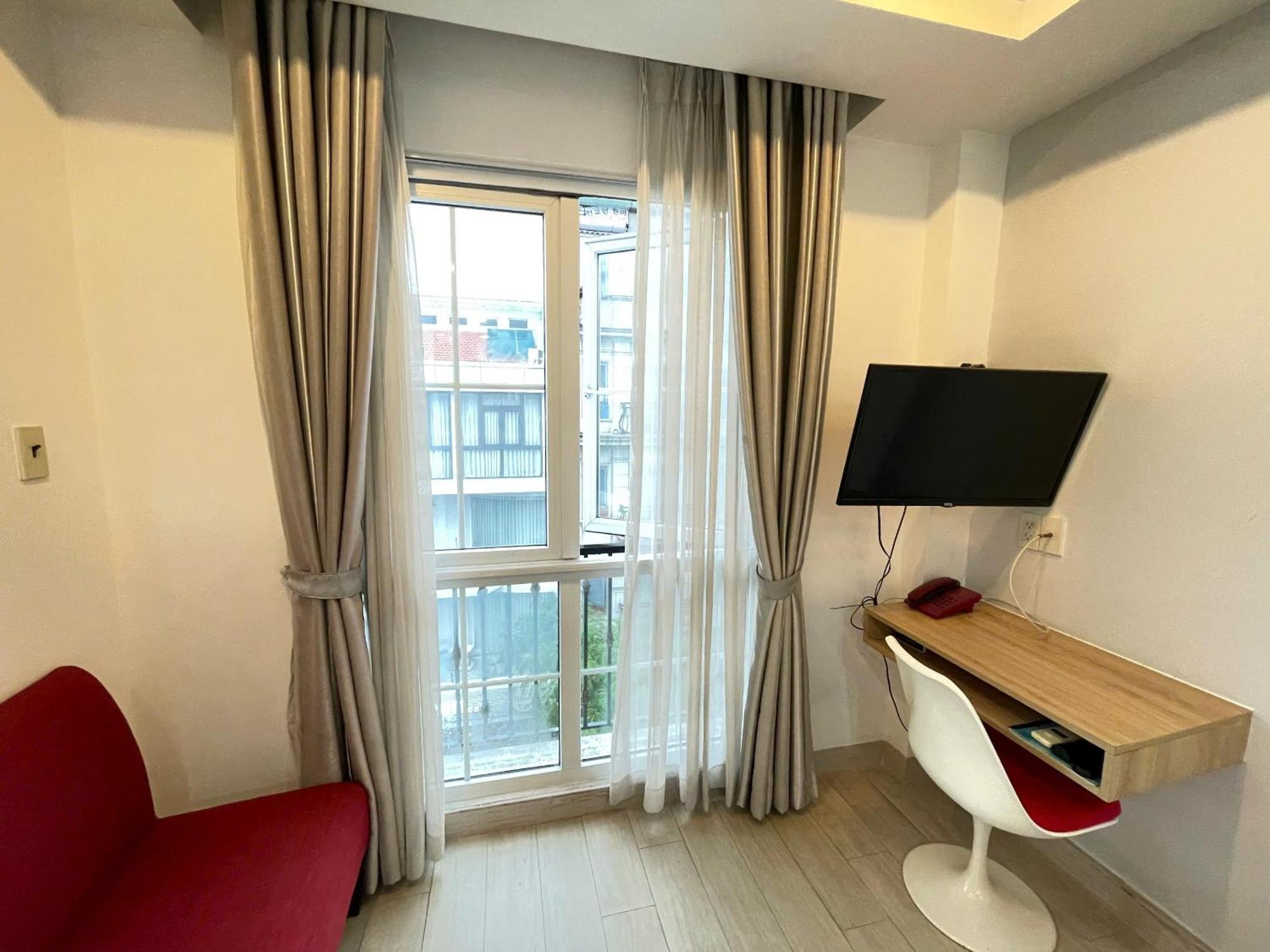 Phu My Hung - Saigon South Serviced - Near Vivo Mall 3*