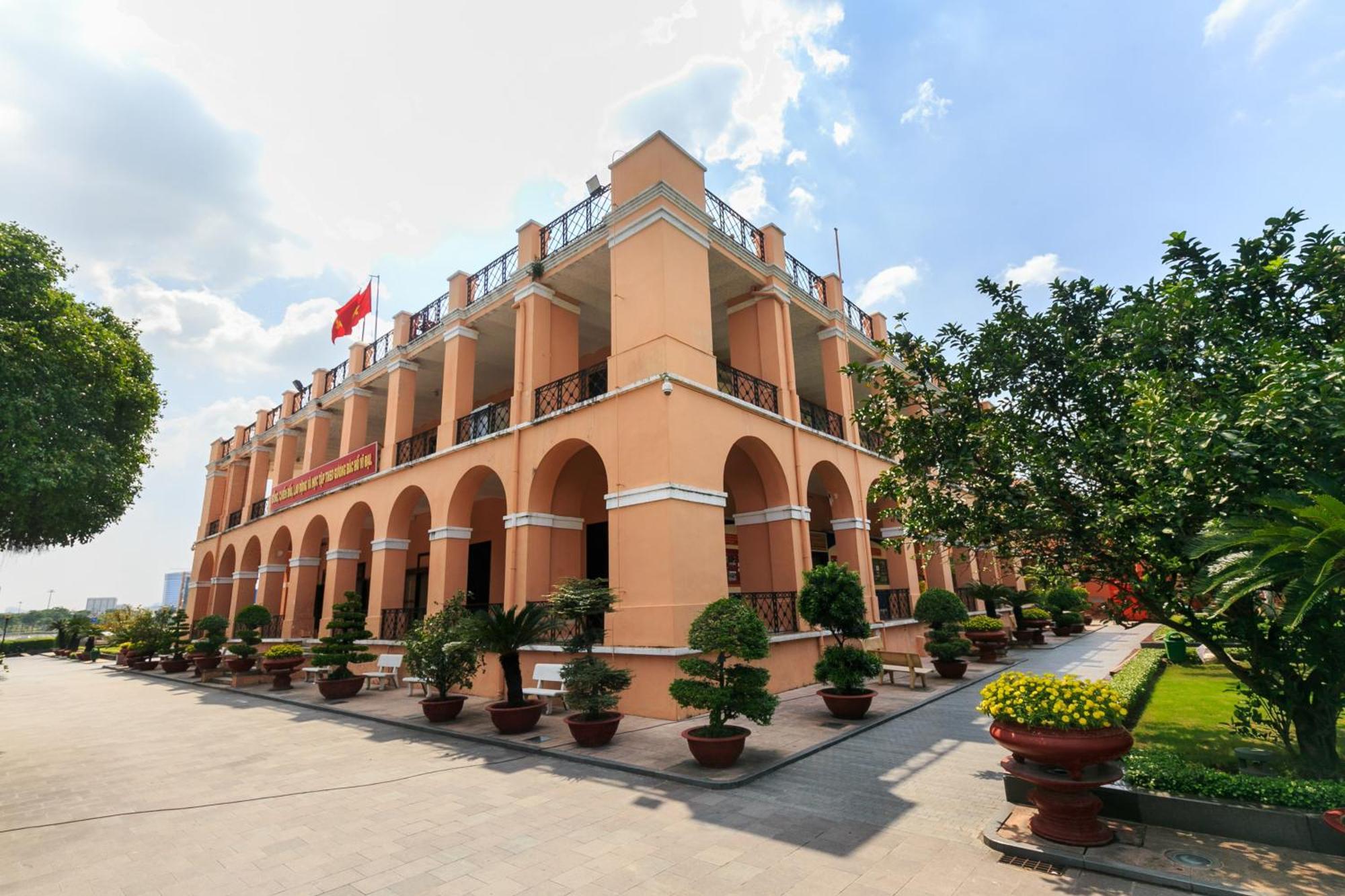 Hoang Luxury Dist 1 3* Ho Chi Minh City
