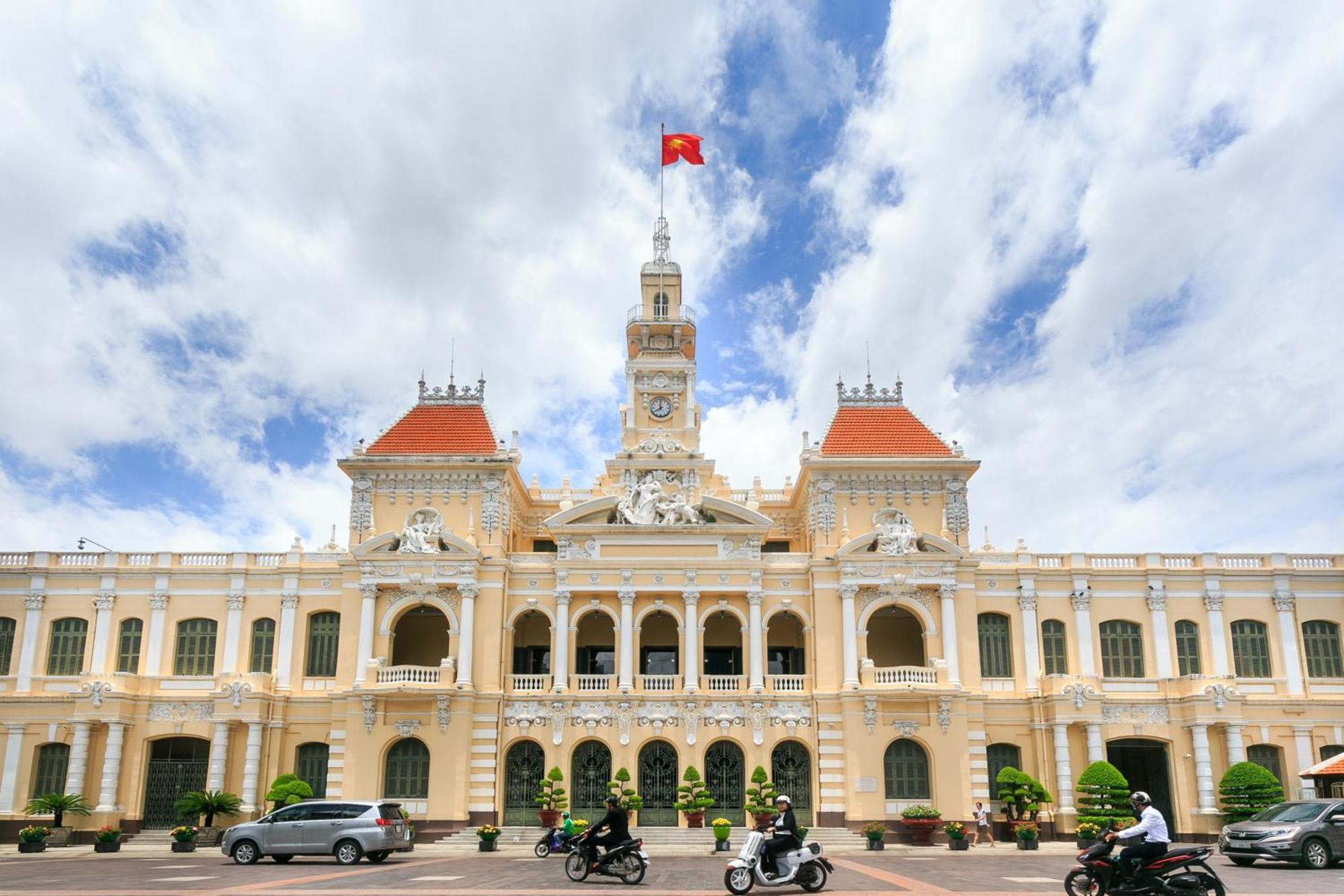 Hoang Luxury Dist 1 Hotel