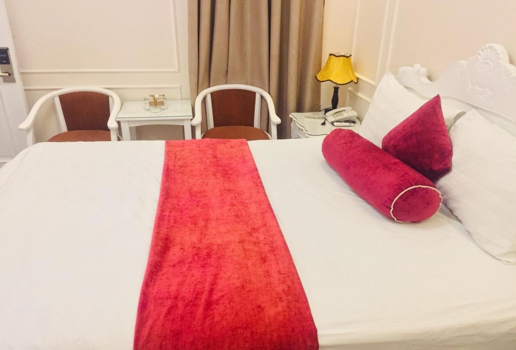Khai Hung Binh Chanh Hotel 2*