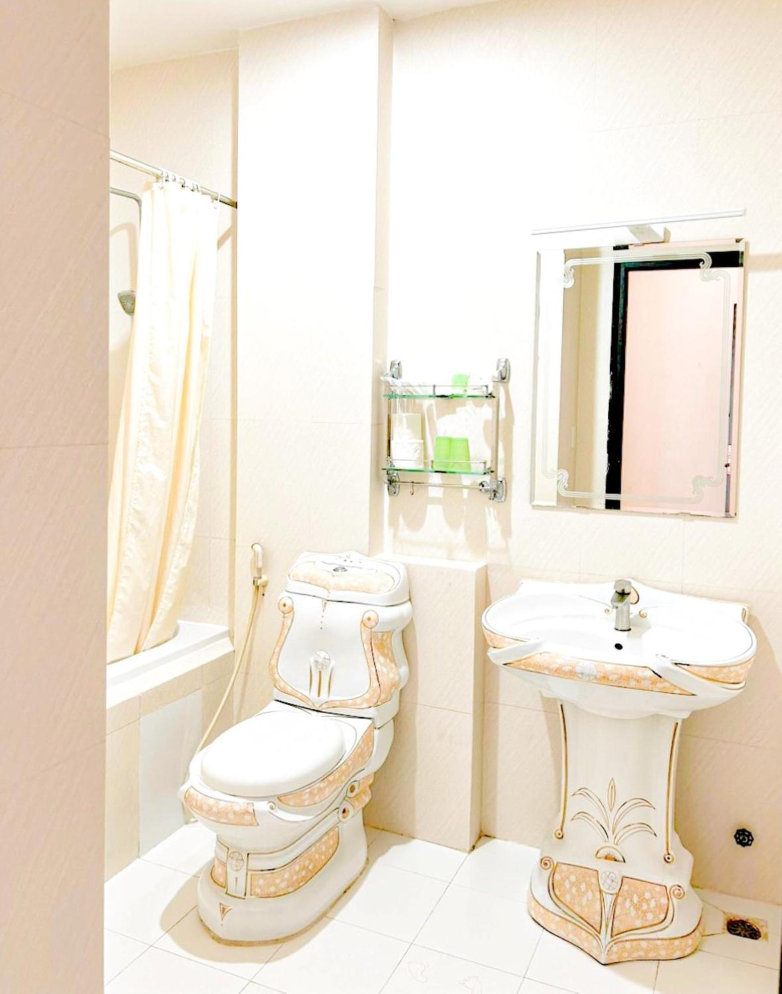 Hoang Le Hotel Ho Chi Minh City