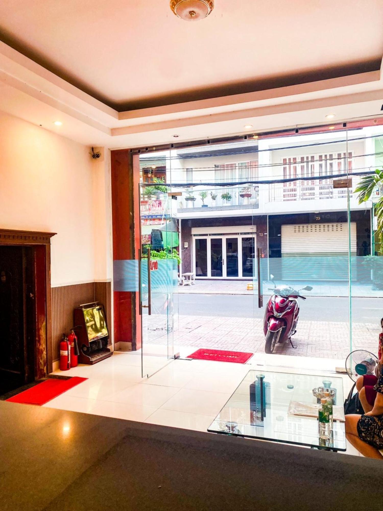 Hotel Hoang Le Ho Chi Minh City