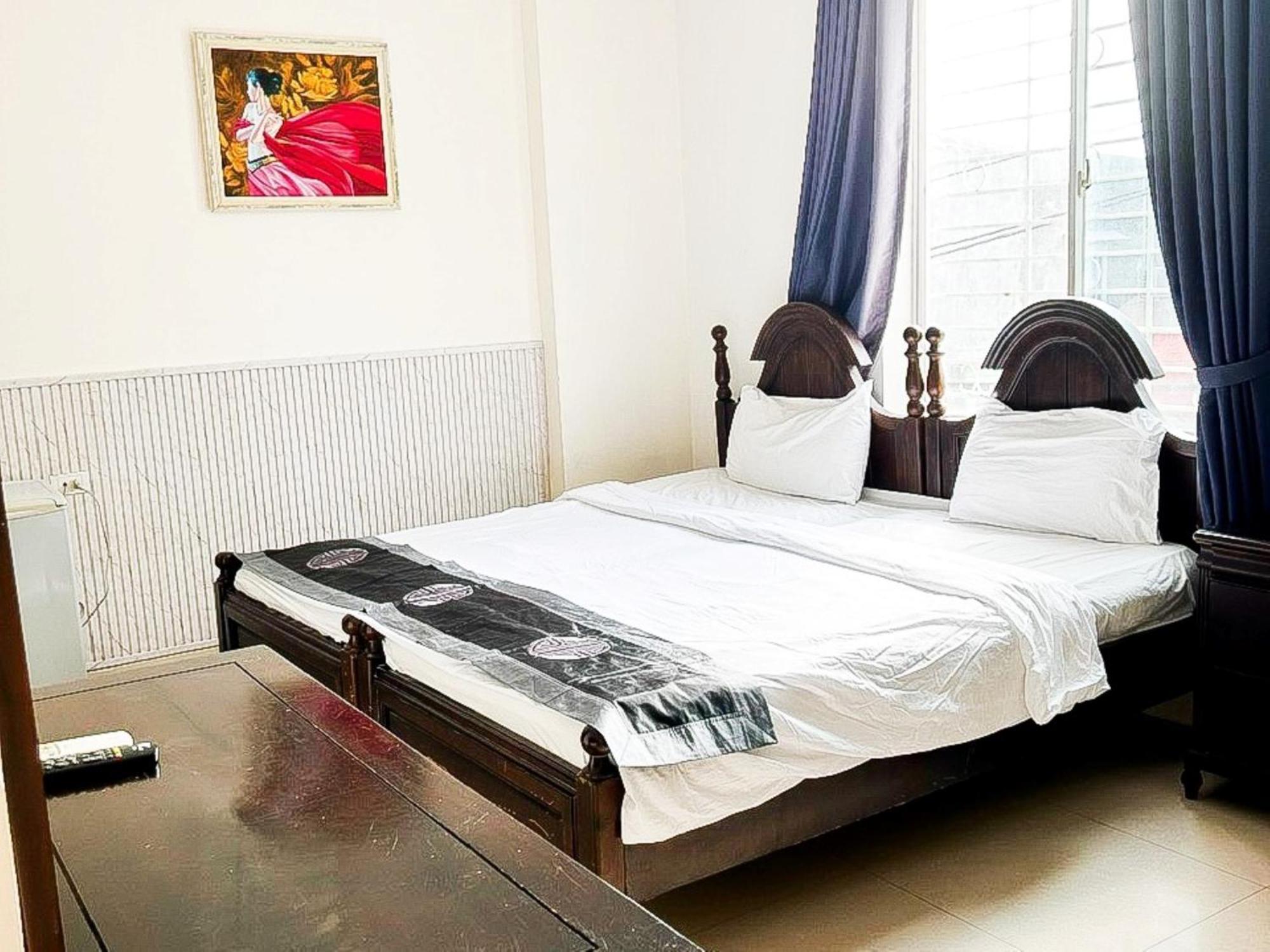 Hoang Le Hotel 2*