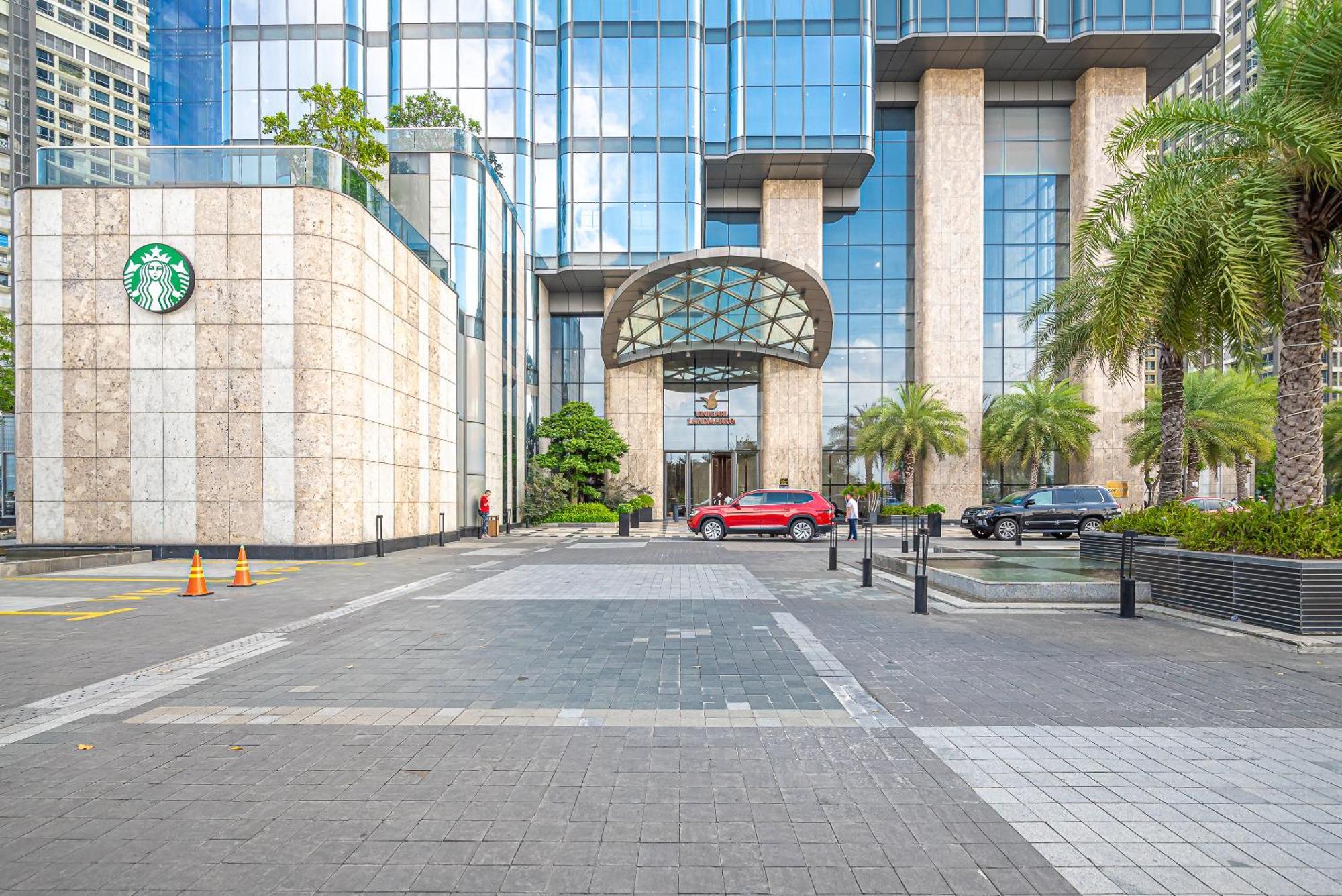 Landmark Luxury 1234pn * Ho Chi Minh City