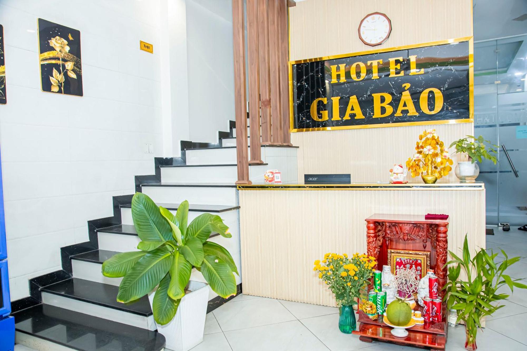 Gia Bao Quan 7 Hotel