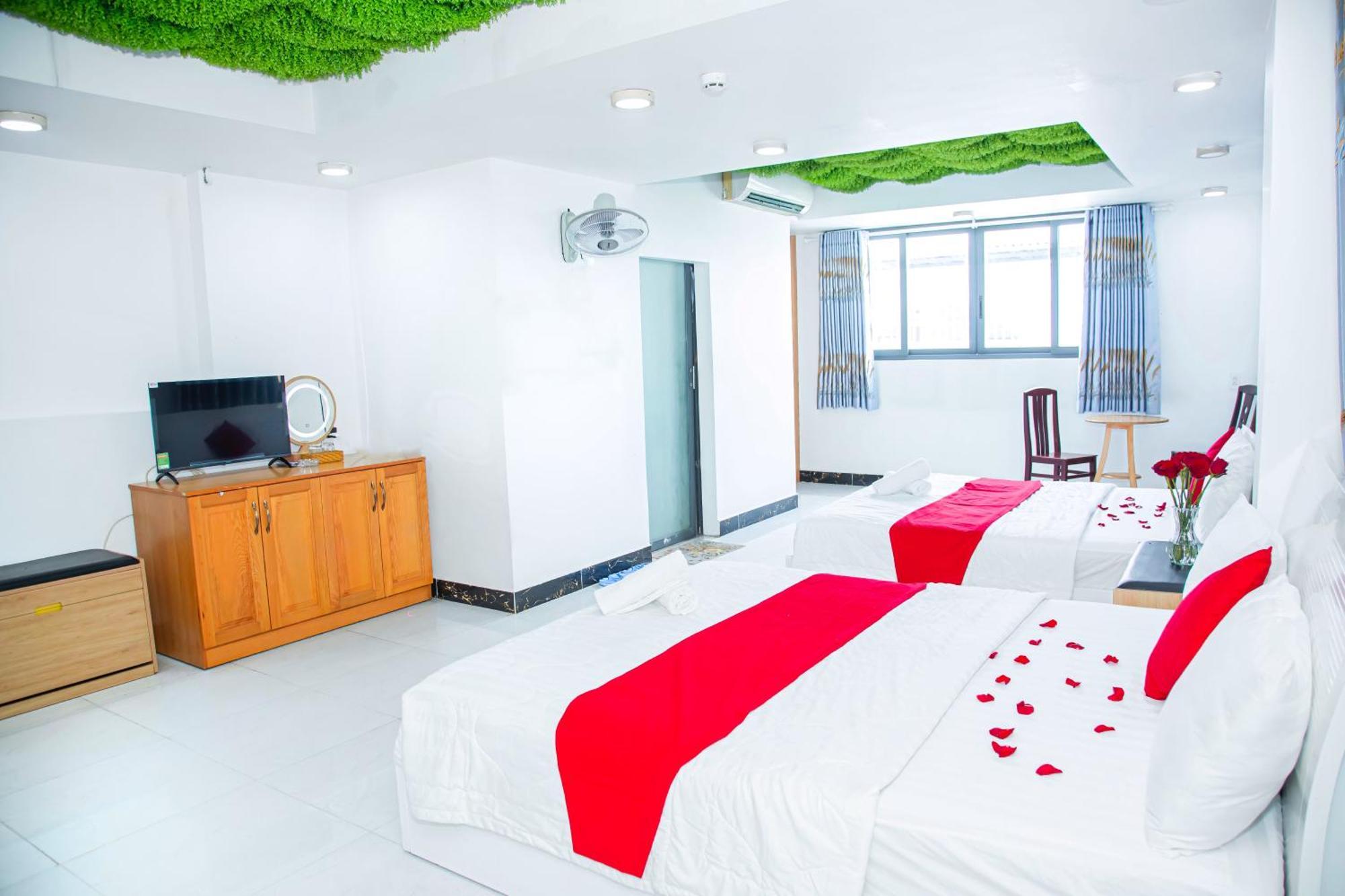 Hotel Gia Bao Quan 7 *