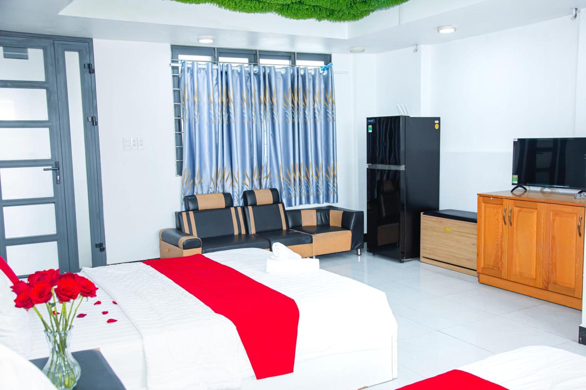 Gia Bao Quan 7 Hotel *
