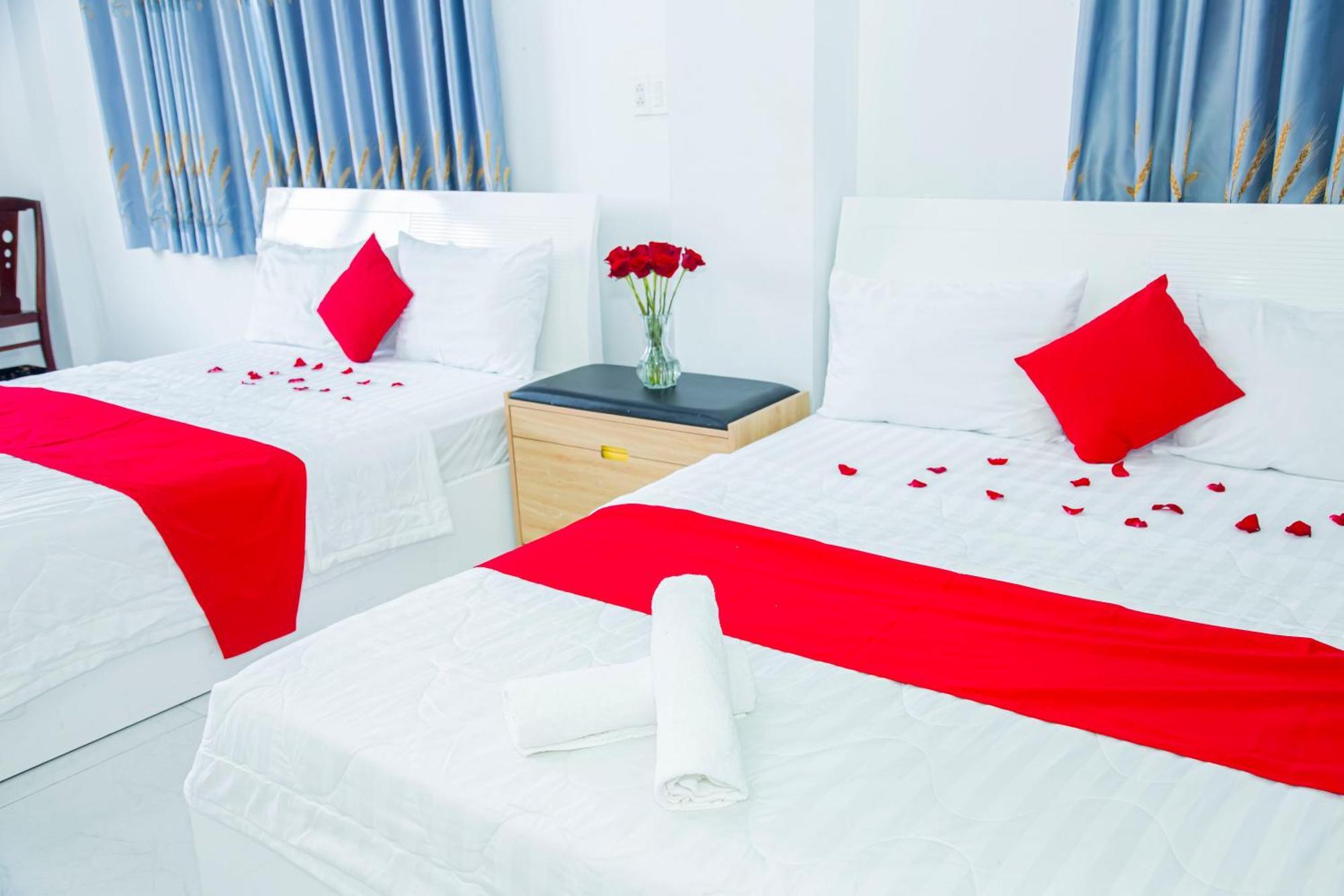 Gia Bao Quan 7 Hotel