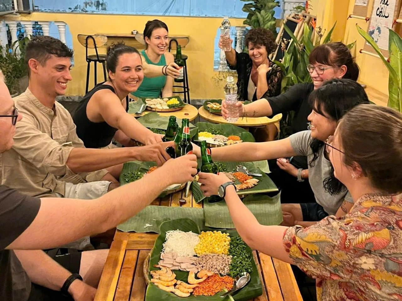 Saigon Authentic Hostel: Rooftop Retreat With Culinary Experiences Hostel