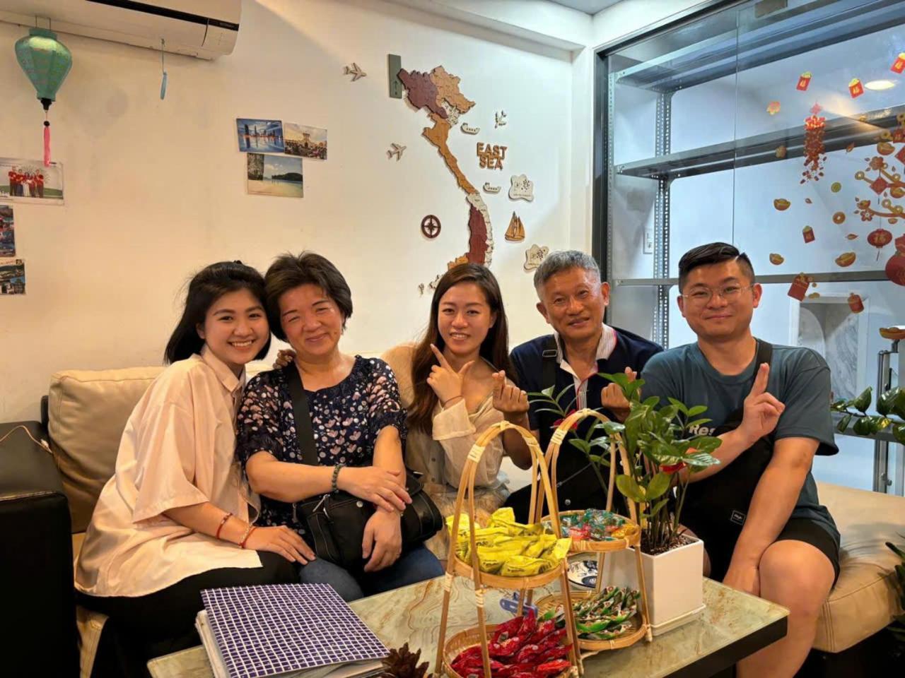 Saigon Authentic Hostel: Rooftop Retreat With Culinary Experiences Hostel *