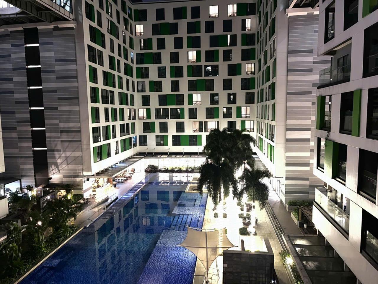 Republic Nearby Airport Free Pool Gym Ho Chi Minh City