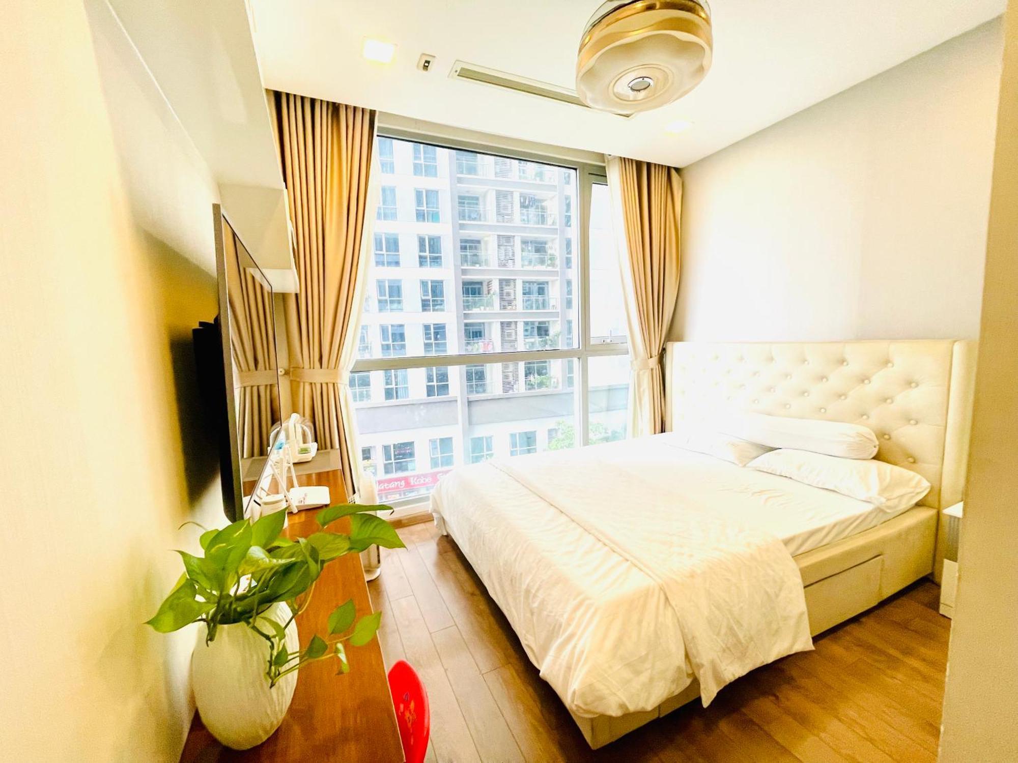 Hana Homestay- 1 Phong Ngu Trong Ho Chu Nha Dang O Tai Vinhome Park Tan Cang Binh Thanh Hcm- Sat Landmark 81 *