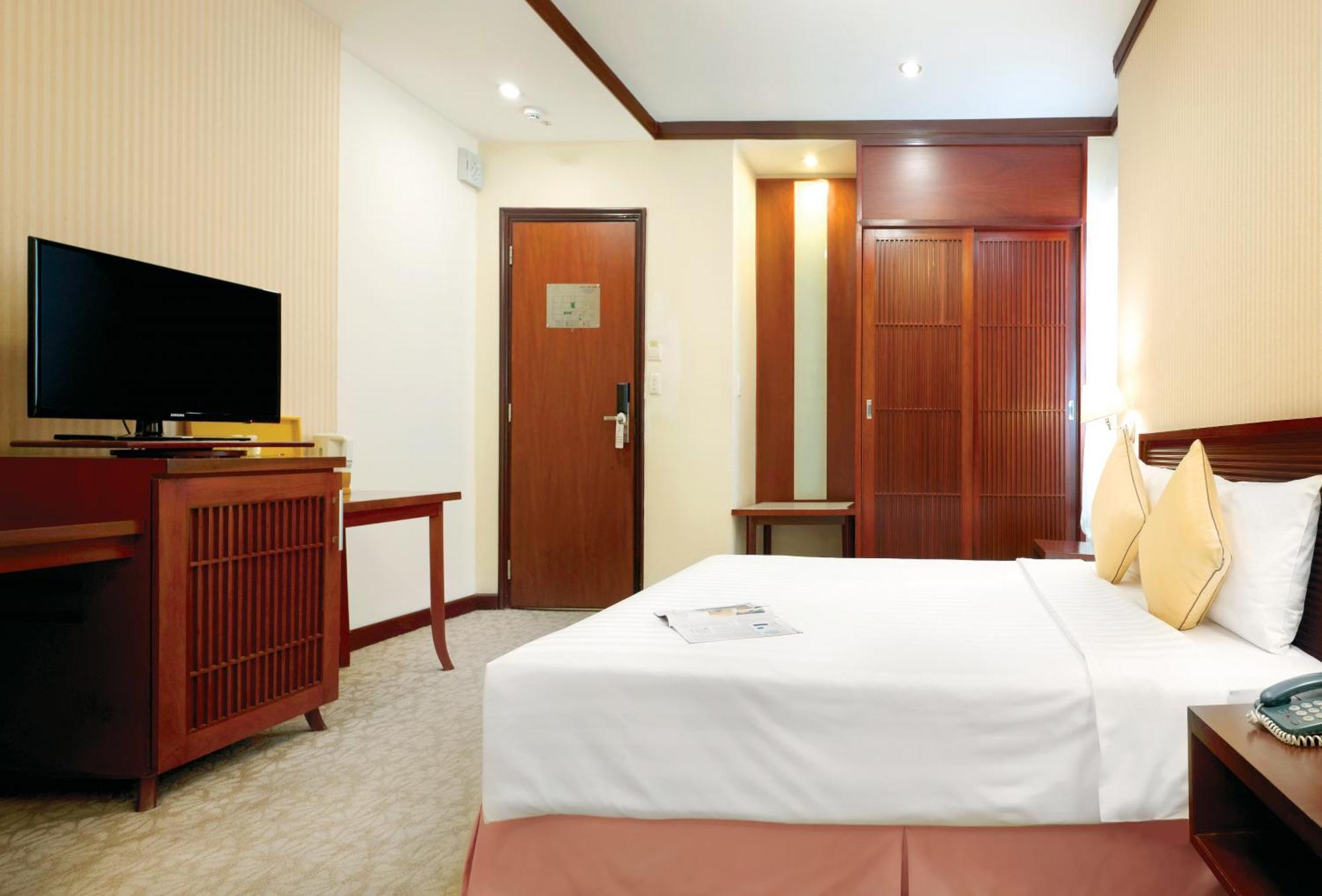 Hotel Bong Sen Saigon 3*