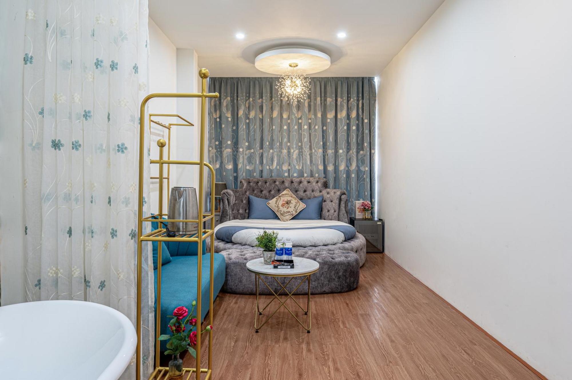 Apartment House By Cozrum Ho Chi Minh City