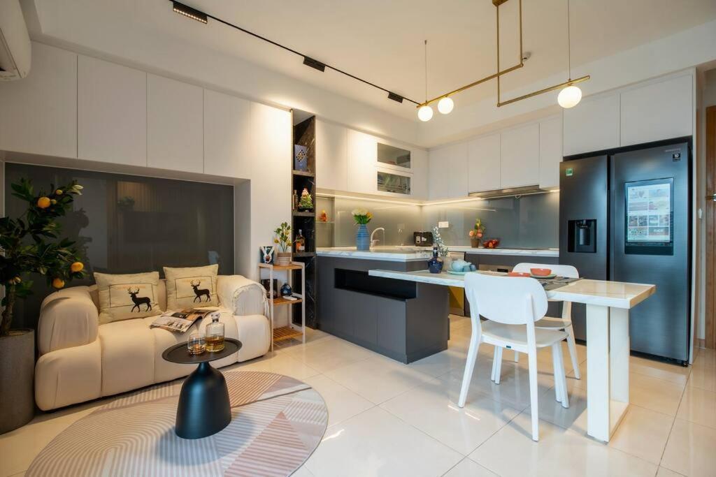 2 Bedroom Diamond Island Apartment, Luxury In Nature, District 2 Lagomhome 1611 Apartment