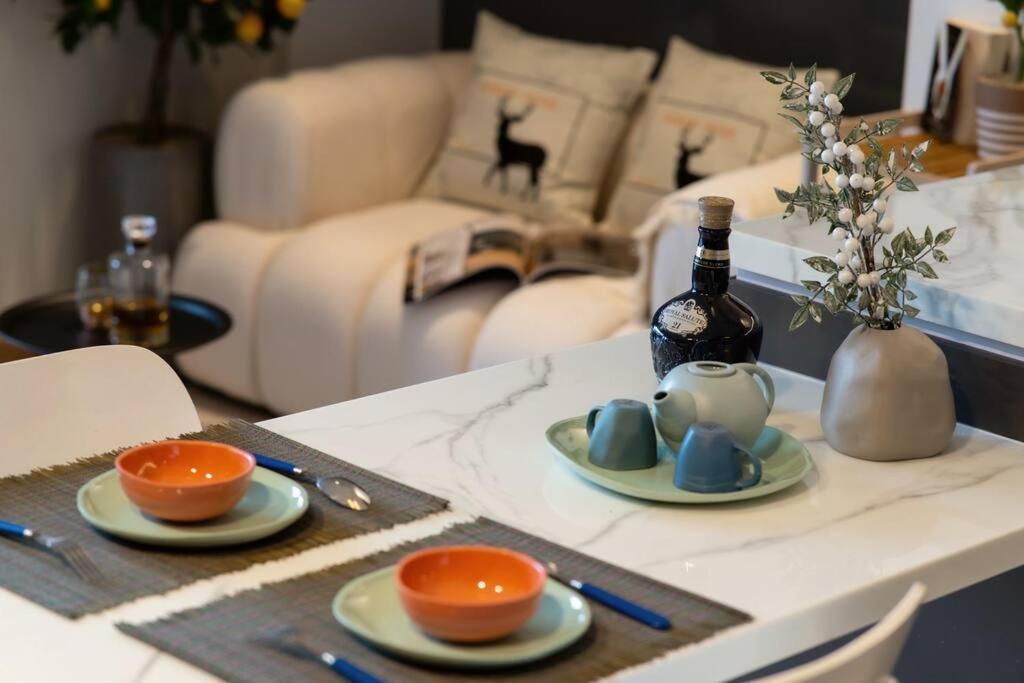 Apartment 2 Bedroom Diamond Island Apartment, Luxury In Nature, District 2 Lagomhome 1611 *