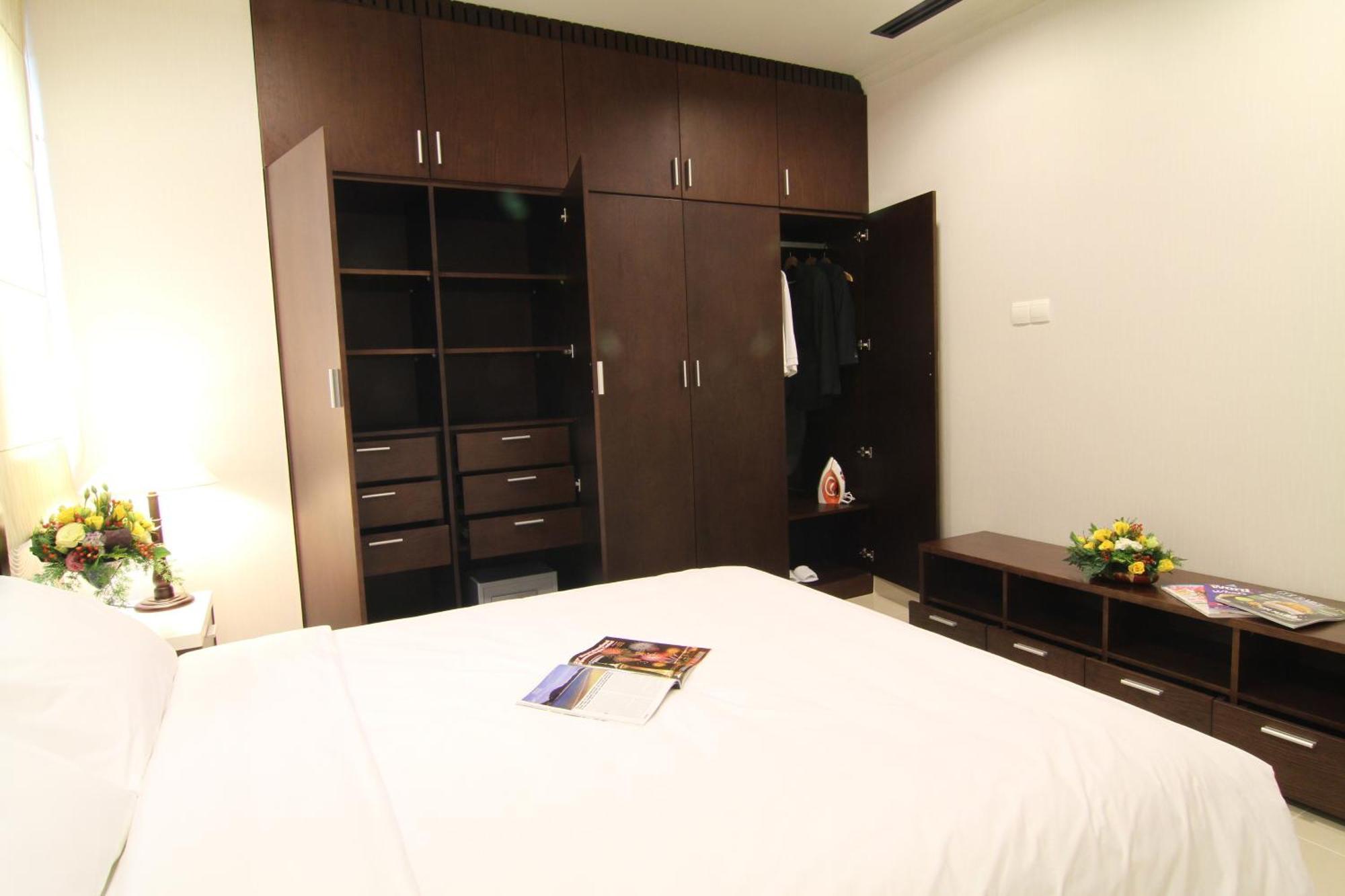 Mayfair Pangsapuri *