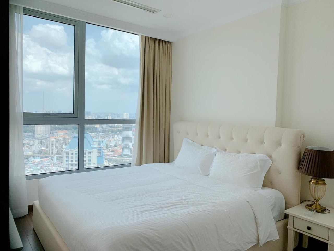Apartment Vera Saigon - Vinhomes Central Park Ho Chi Minh City