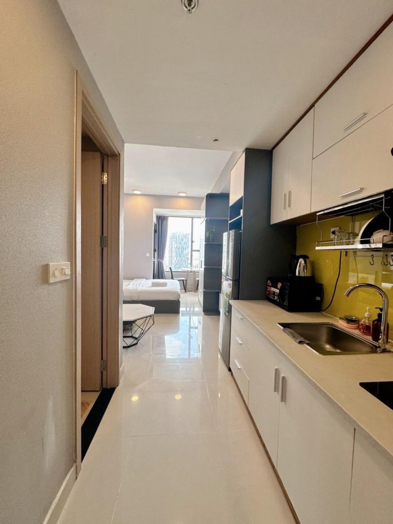 Apartment Yourhomes - River Gate Ho Chi Minh City