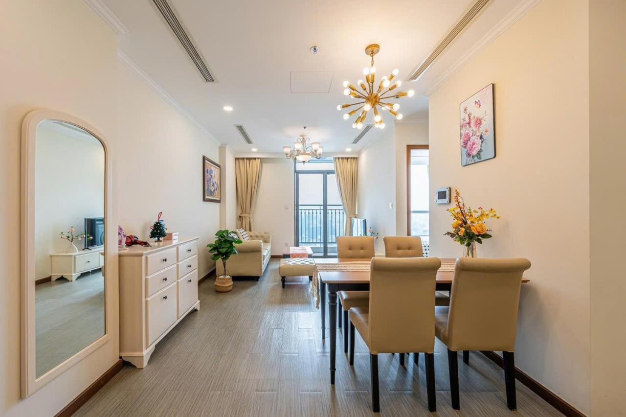 Elvita Landmark Luxury Apartment
